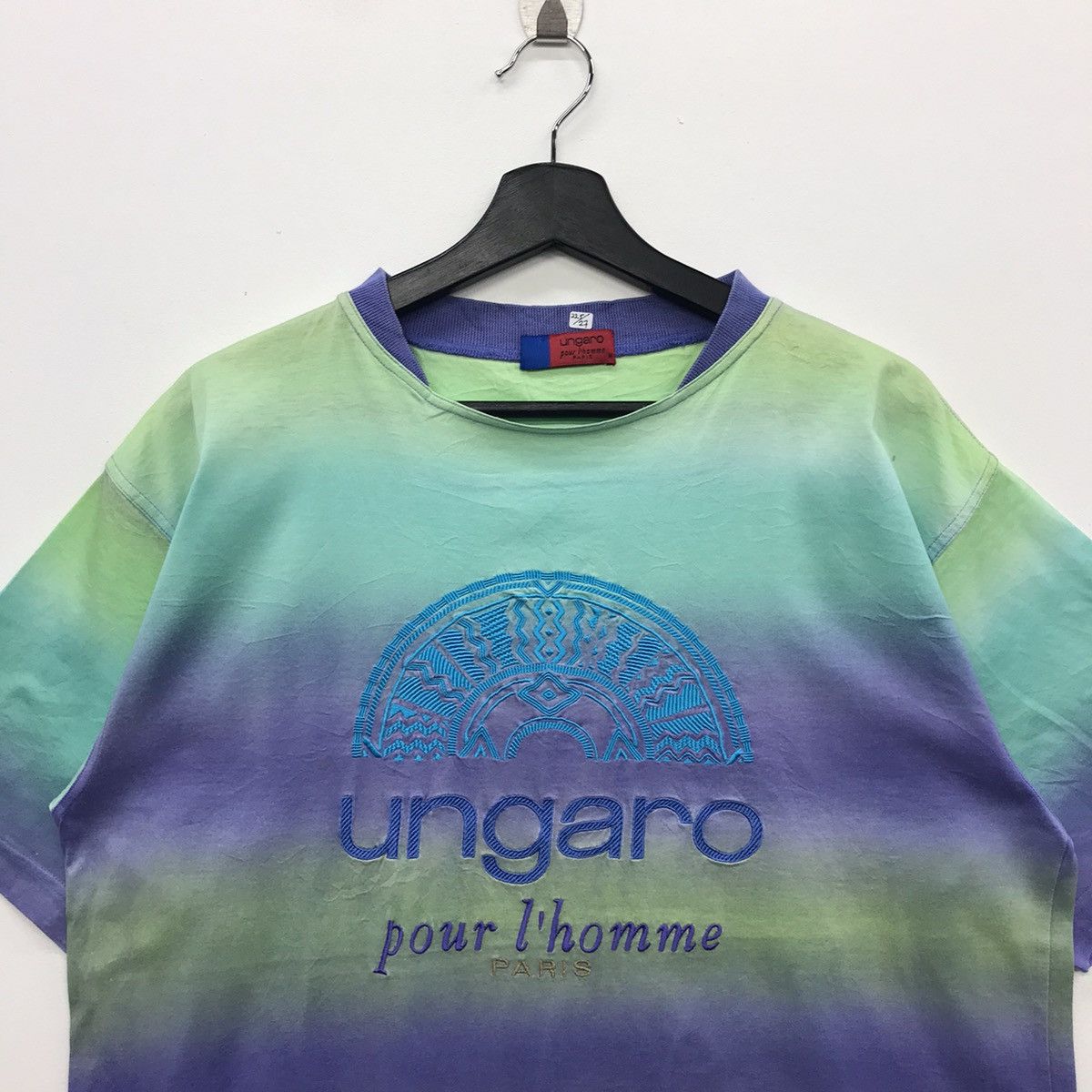 Emanuel Ungaro × Ungaro Paris Rare!! Ungaro Pour Homme Embroidery Spellout Tee Size US M / EU 48-50 / 2 - 2 Thumbnail
