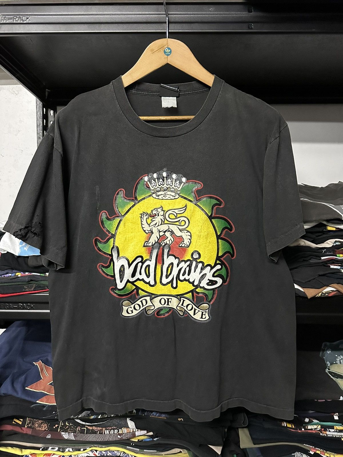 Band Tees Vintage Distressed 90s Bad Brains Bootleg Tee Size US L / EU 52-54 / 3 - 1 Thumbnail