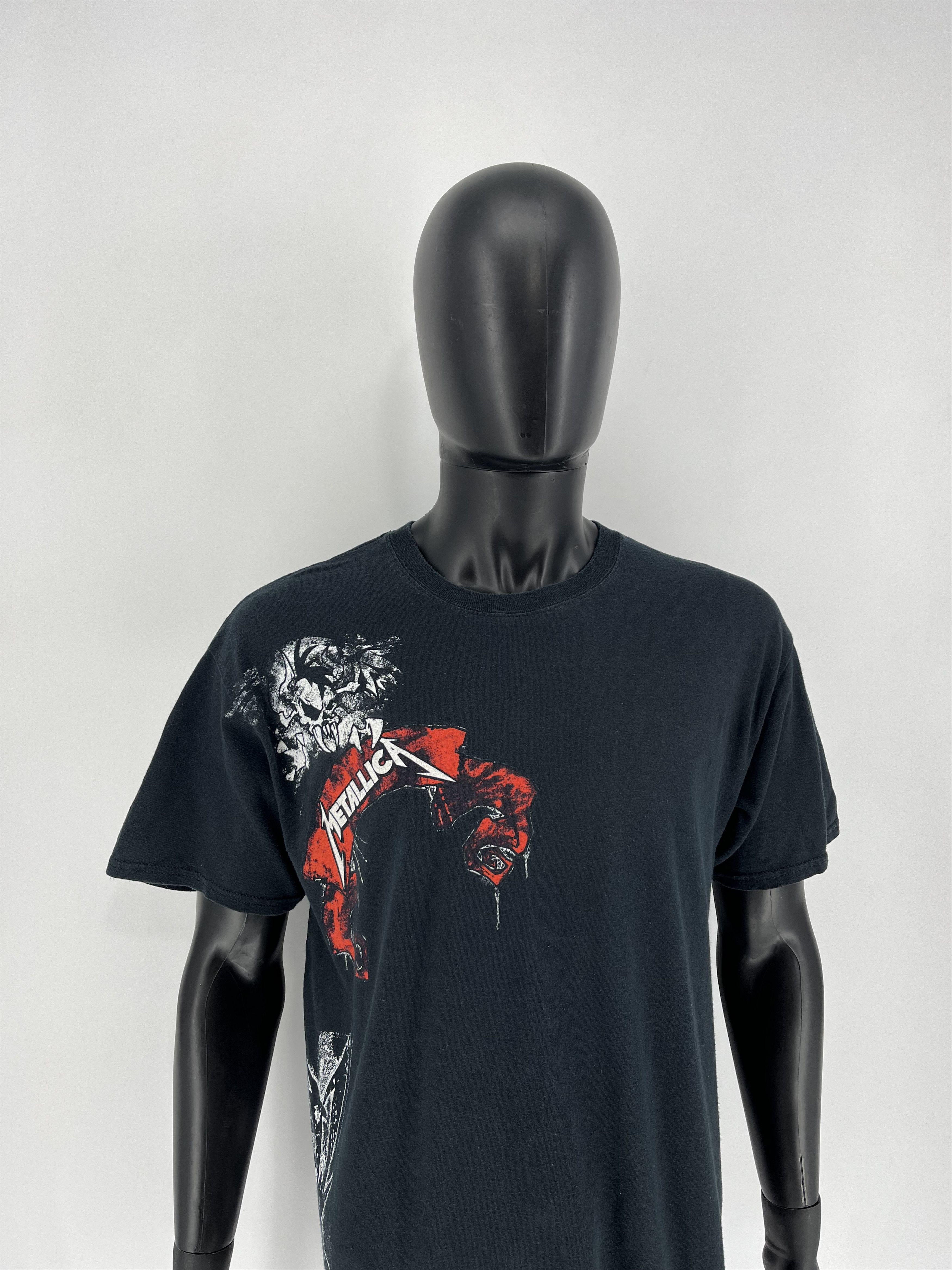 Band Tees Vintage 2008 Metallica Metal Tour T shirt (L) Size US L / EU 52-54 / 3 - 1 Thumbnail