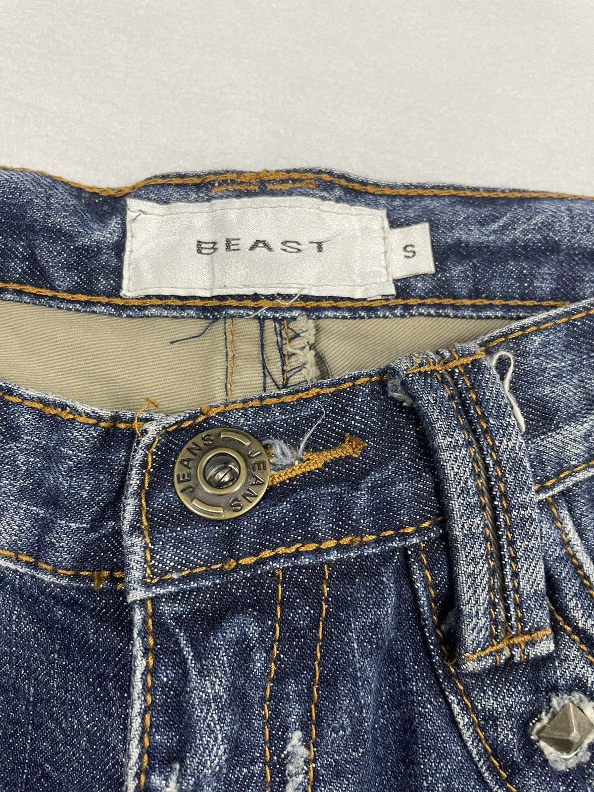 Beauty Beast Vintage Beast Japan Distressed Studded Jeans Size US 30 / EU 46 - 8 Thumbnail