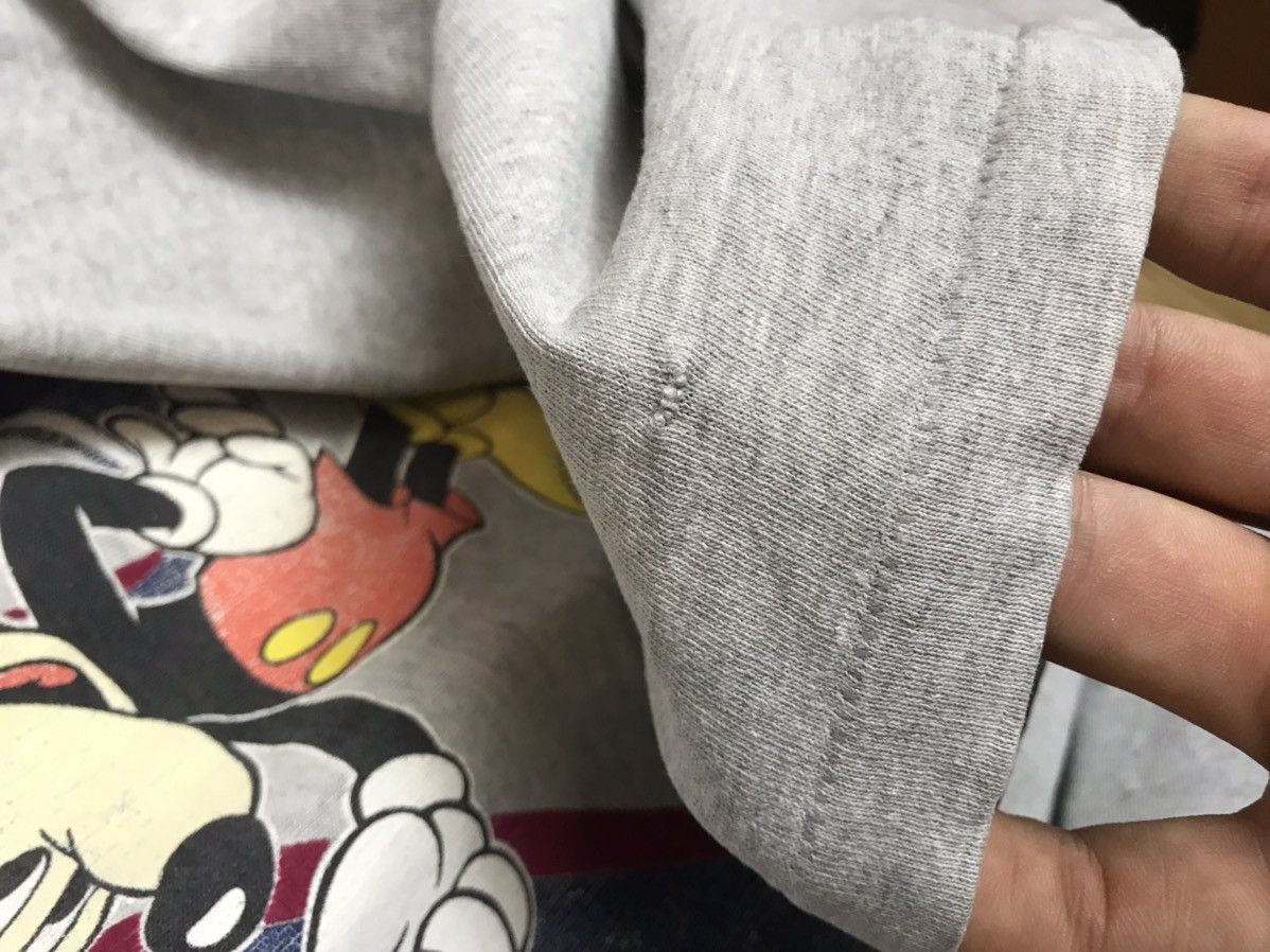 Disney vintage 1996 Disney Mickey Mouse single stitch t-shirt Size US XXL / EU 58 / 5 - 5 Thumbnail