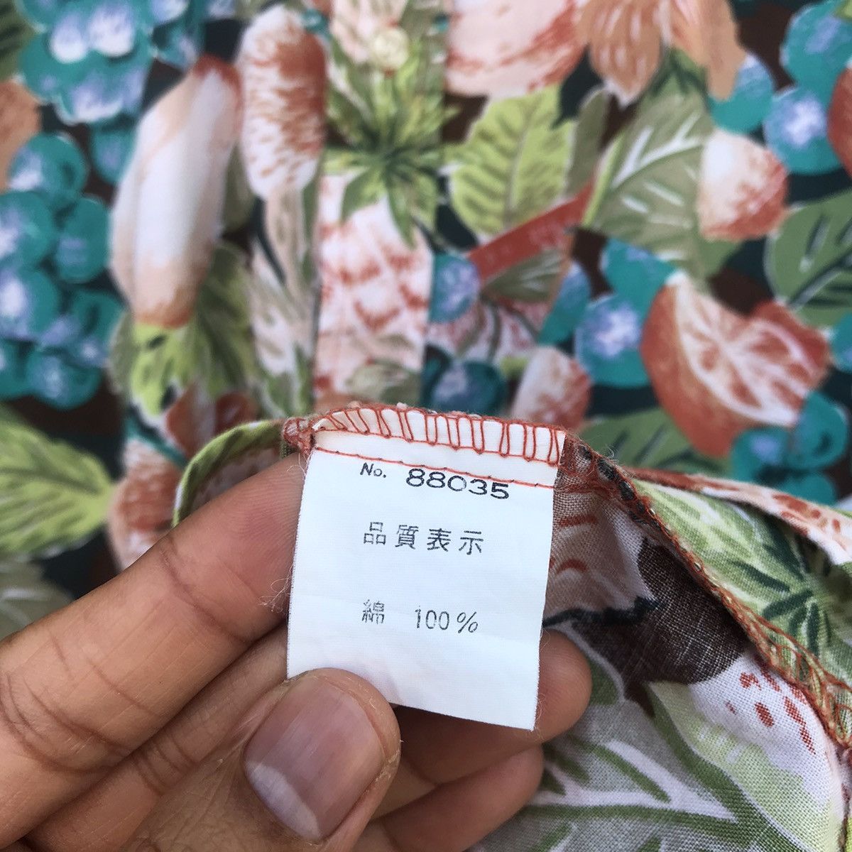 Japanese Brand × Toyo Enterprises Vintage Hawaii floral full print Size US M / EU 48-50 / 2 - 5 Thumbnail