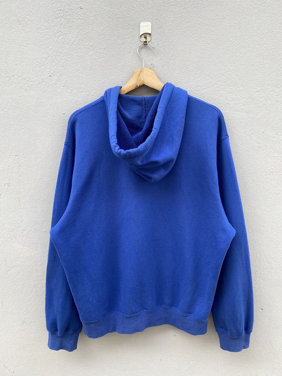 Nike Vintage Y2K NIKE Mini Chest Swoosh Royal Blue Rare L Hoodie Size US L / EU 52-54 / 3 - 9 Thumbnail