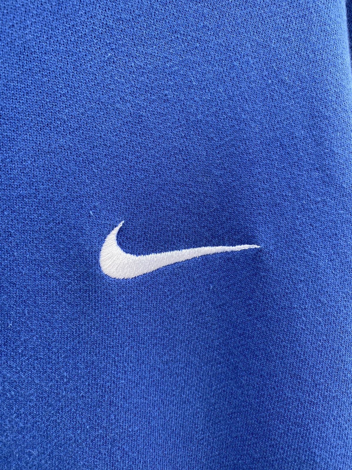 Nike 💥Vintage Y2K NIKE Mini Chest Swoosh Royal Blue Rare L Hoodie Size US L / EU 52-54 / 3 - 7 Thumbnail
