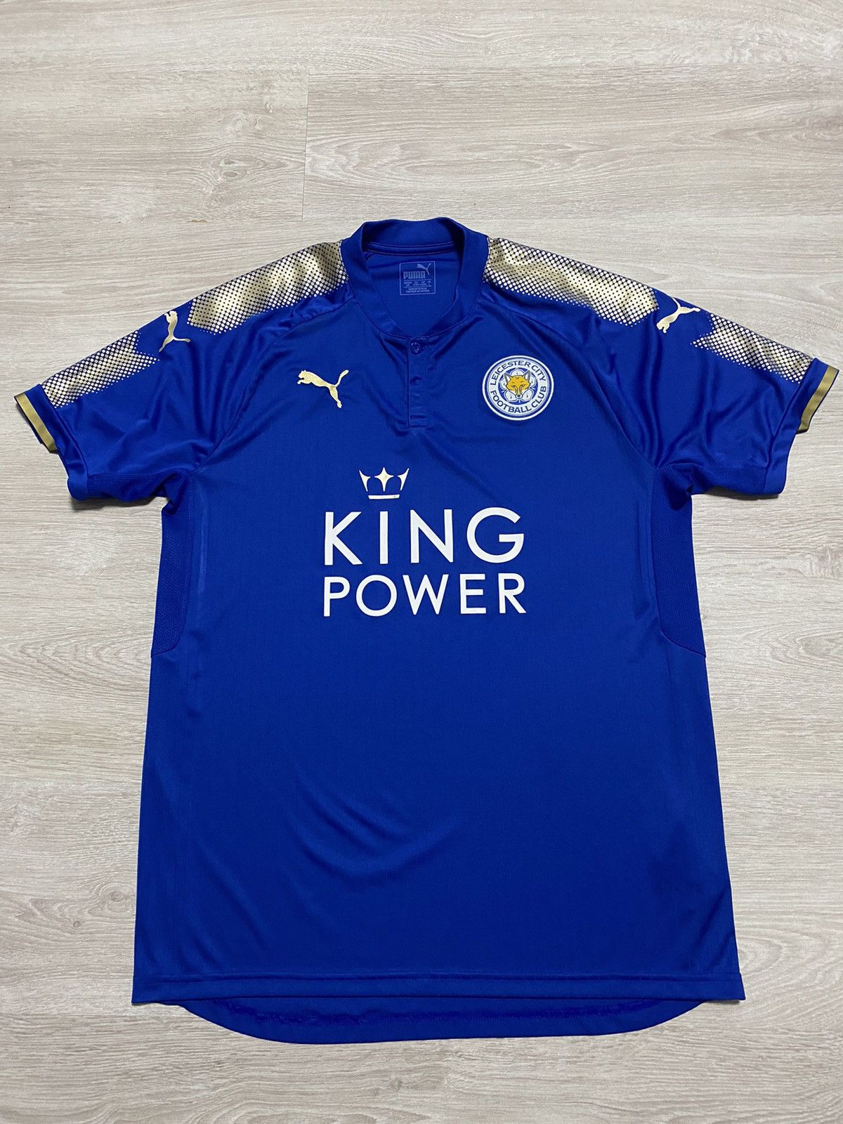 Puma Puma jersey Leicester city home shirt England Size US M / EU 48-50 / 2 - 2 Thumbnail