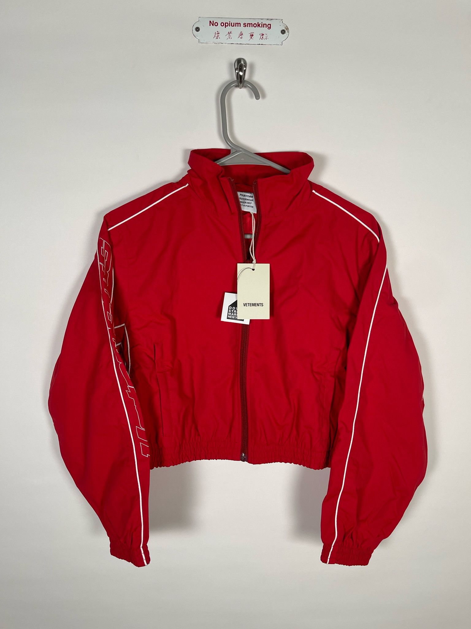 Vetements 🚭BRAND NEW OG Demna🚭Fall/Winter 2017 Cropped Track Jacket Size US L / EU 52-54 / 3 - 1 Thumbnail