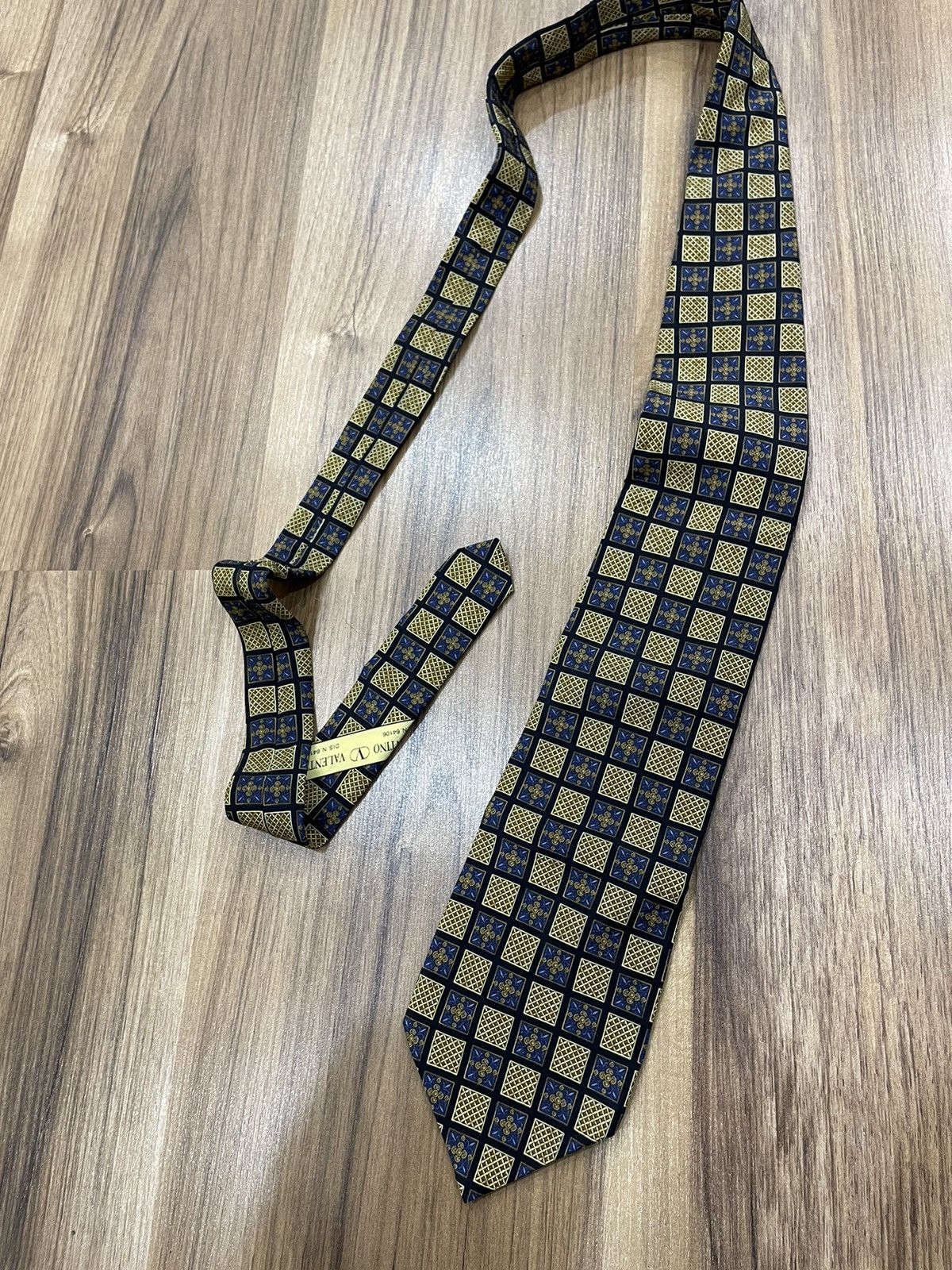Valentino Luxury Tie Valentino Cravatte Silk Y2K 90s Old money Size ONE SIZE - 9 Thumbnail