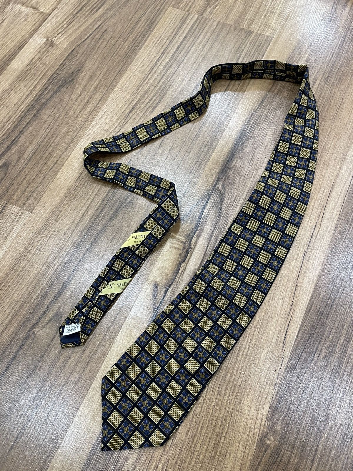 Valentino Luxury Tie Valentino Cravatte Silk Y2K 90s Old money Size ONE SIZE - 2 Thumbnail