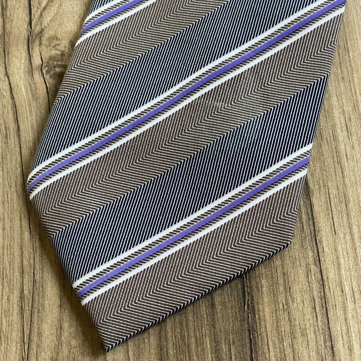 Valentino Luxury Tie Valentino Garavani Streetwear Silk Italy 🇮🇹 Size ONE SIZE - 6 Thumbnail