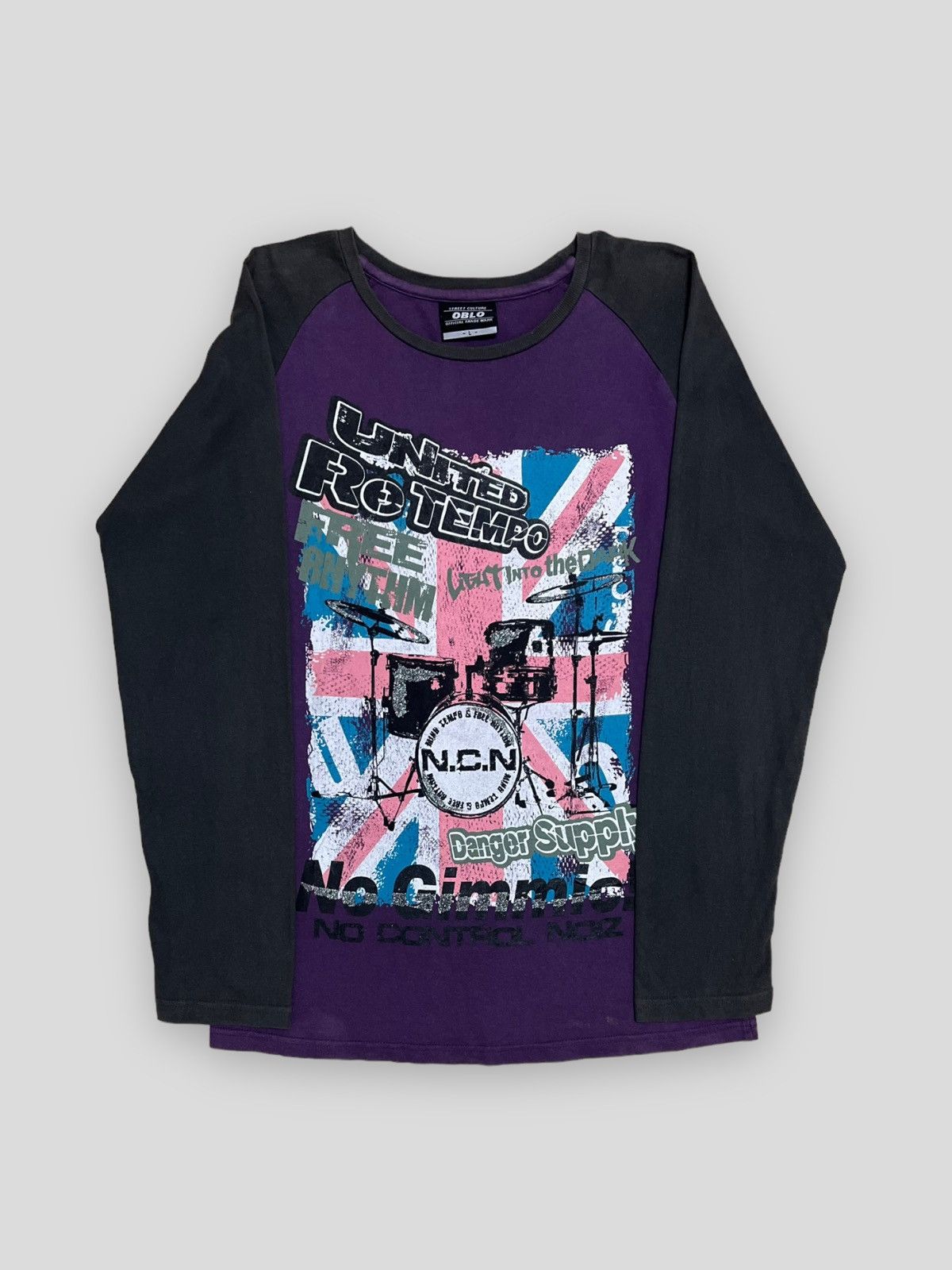 image of 20471120 Send Offer 90's Japan Oblo Light Into The Dark Longsleeve in Purple, Men's (Size Medium)