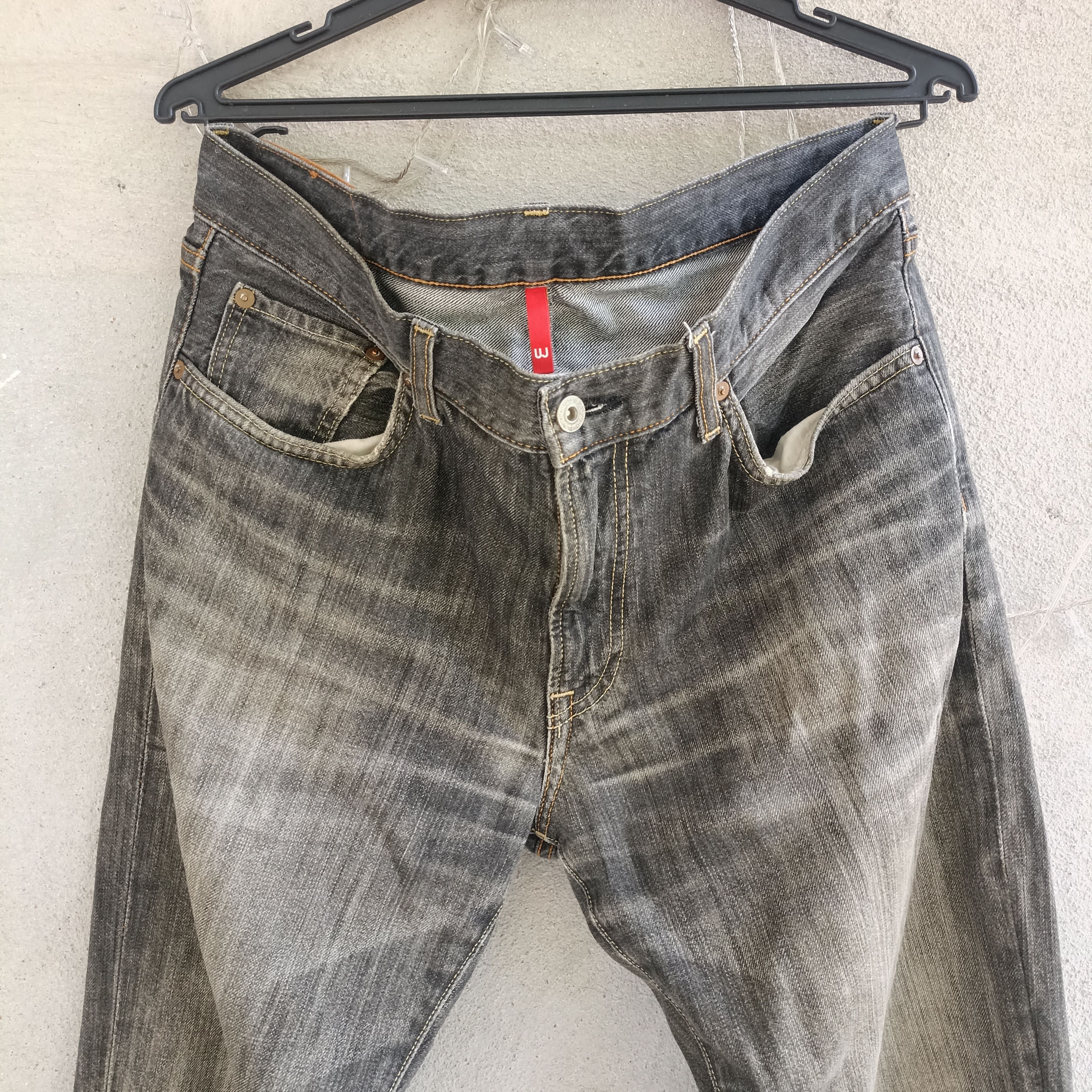 Japanese Brand × Uniqlo Uniqlo Uj Distressed Patches Acid Wash Denim Size US 34 / EU 50 - 2 Thumbnail
