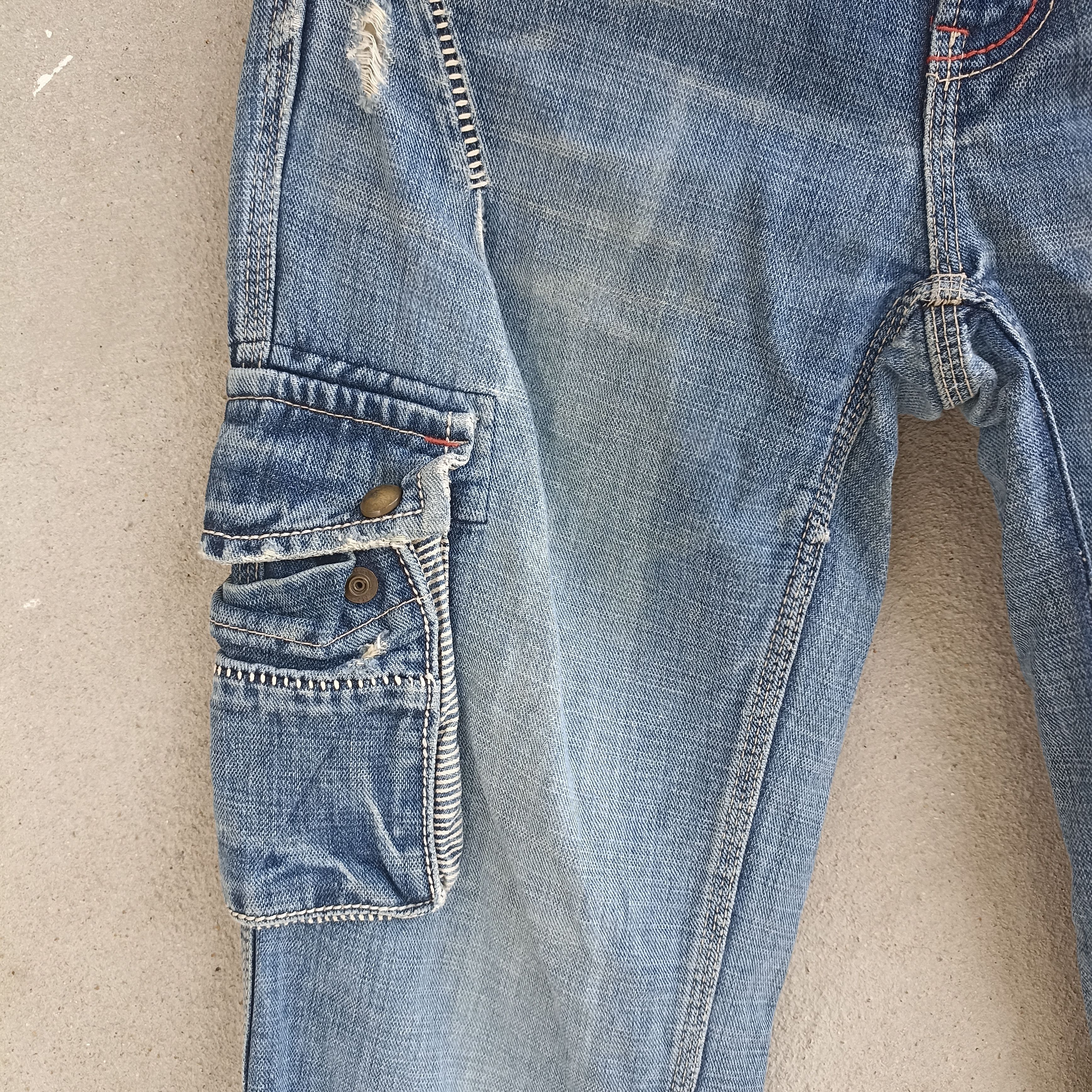 Japanese Brand Cube Sugar Distressed Multipocket Jeans Size US 30 / EU 46 - 8 Thumbnail