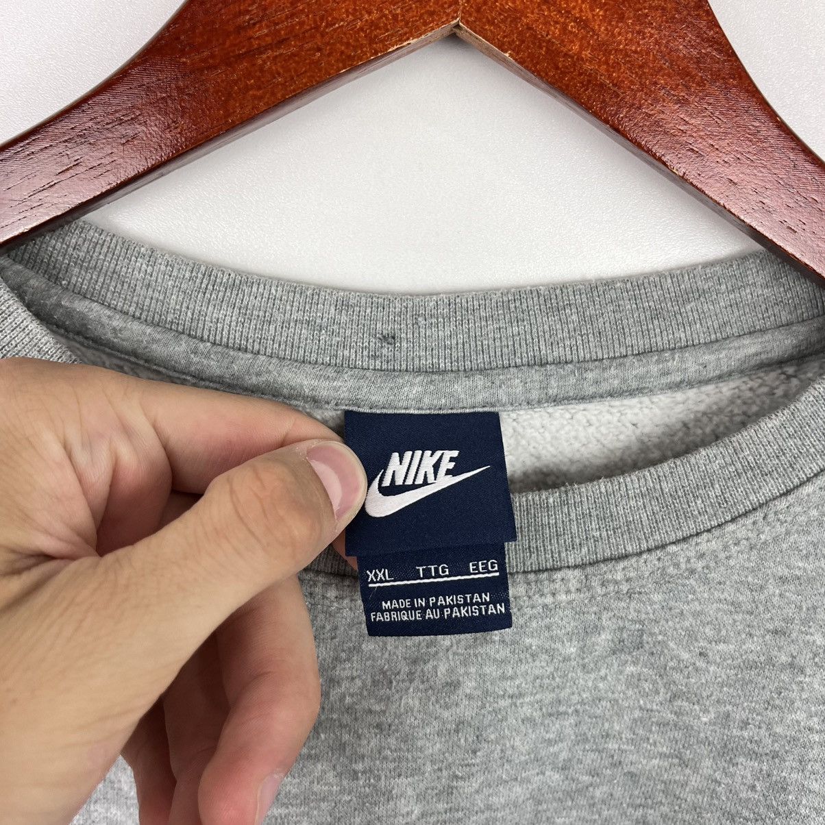 Nike × Vintage Nike Sweatshirt Crew Neck Embroidery Small Swoosh Logo 2XL Size US XXL / EU 58 / 5 - 7 Thumbnail