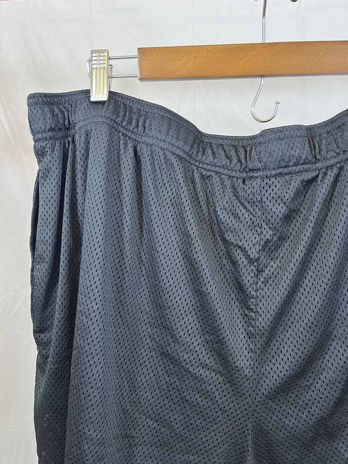 Starter Starter Black Mesh XXL Baggy Adjustable Shorts Size US 39 - 10 Thumbnail