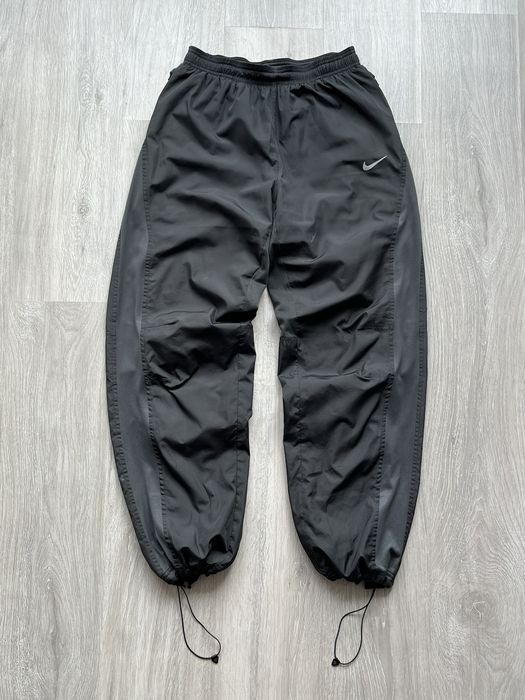 Nike Nike Vintage Baggy Trackpants Joggers SwooshM Size | Grailed