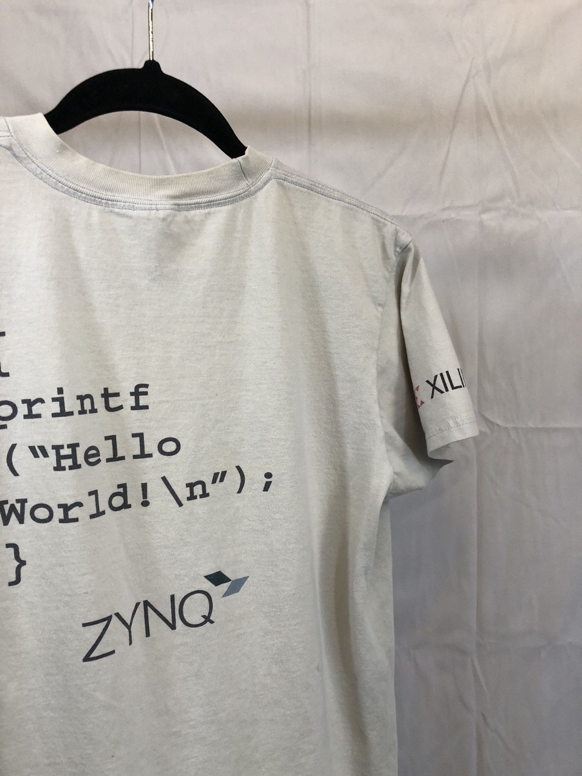 Vintage Hello World Faded Computer Program Tee Size US M / EU 48-50 / 2 - 9 Thumbnail