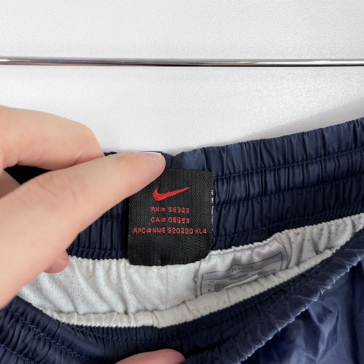 Nike Vintage Nike Nylon Track Pants Double Swoosh Zip Logo Size M Size US 32 / EU 48 - 11 Thumbnail