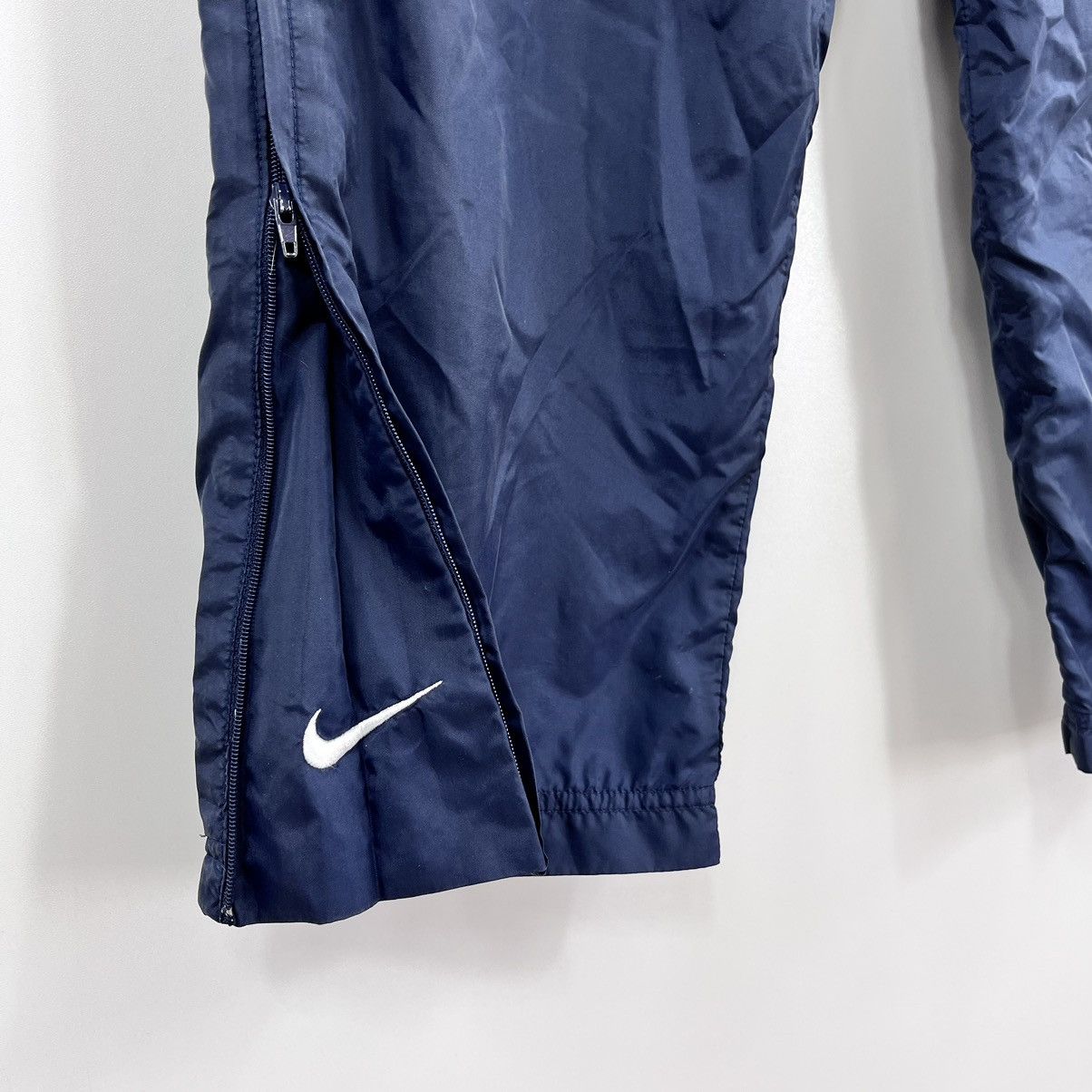 Nike Vintage Nike Nylon Track Pants Double Swoosh Zip Logo Size M Size US 32 / EU 48 - 7 Thumbnail