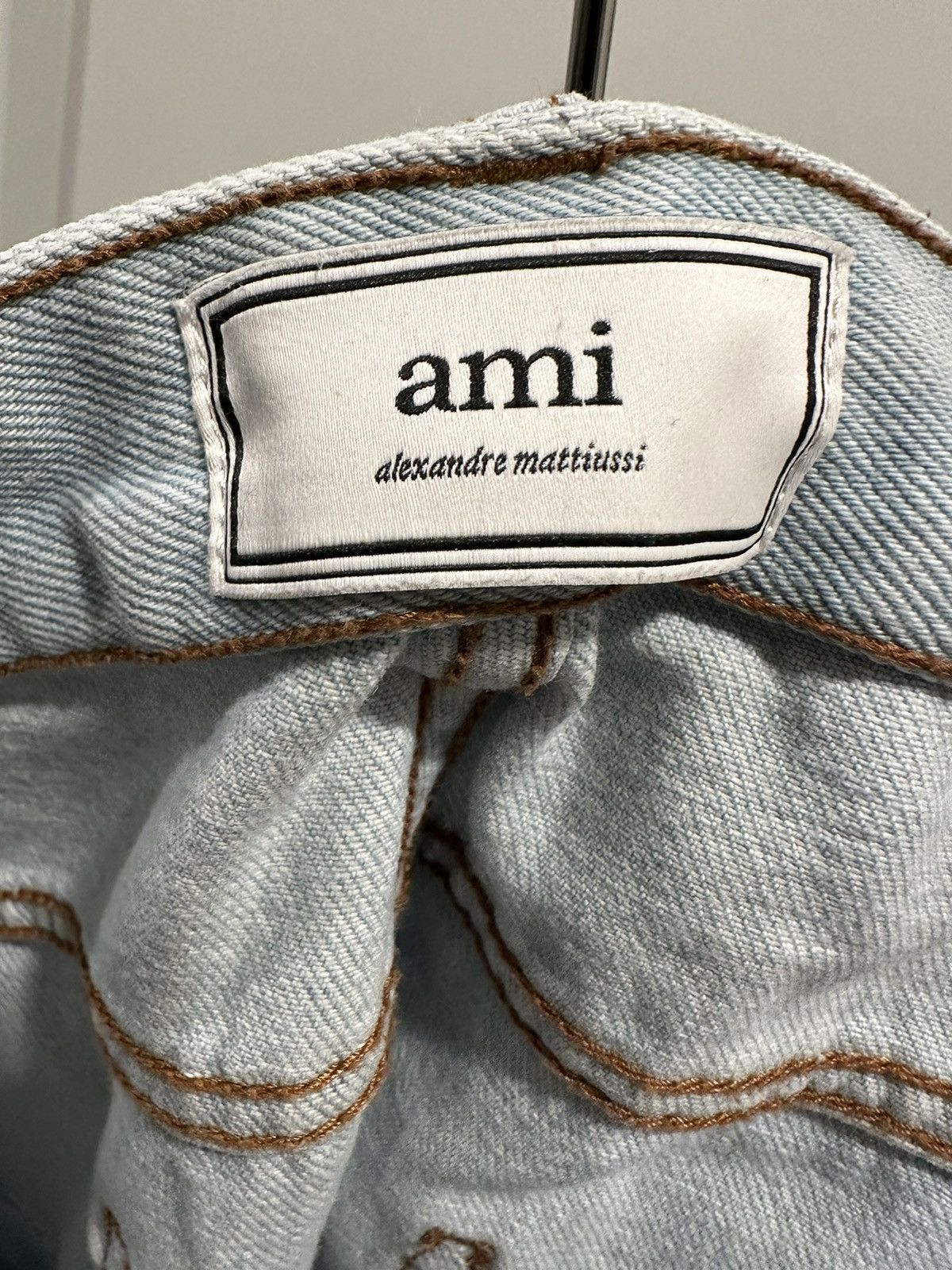 AMI Ami fit jeans in light indigo denim Size US 34 / EU 50 - 6 Thumbnail