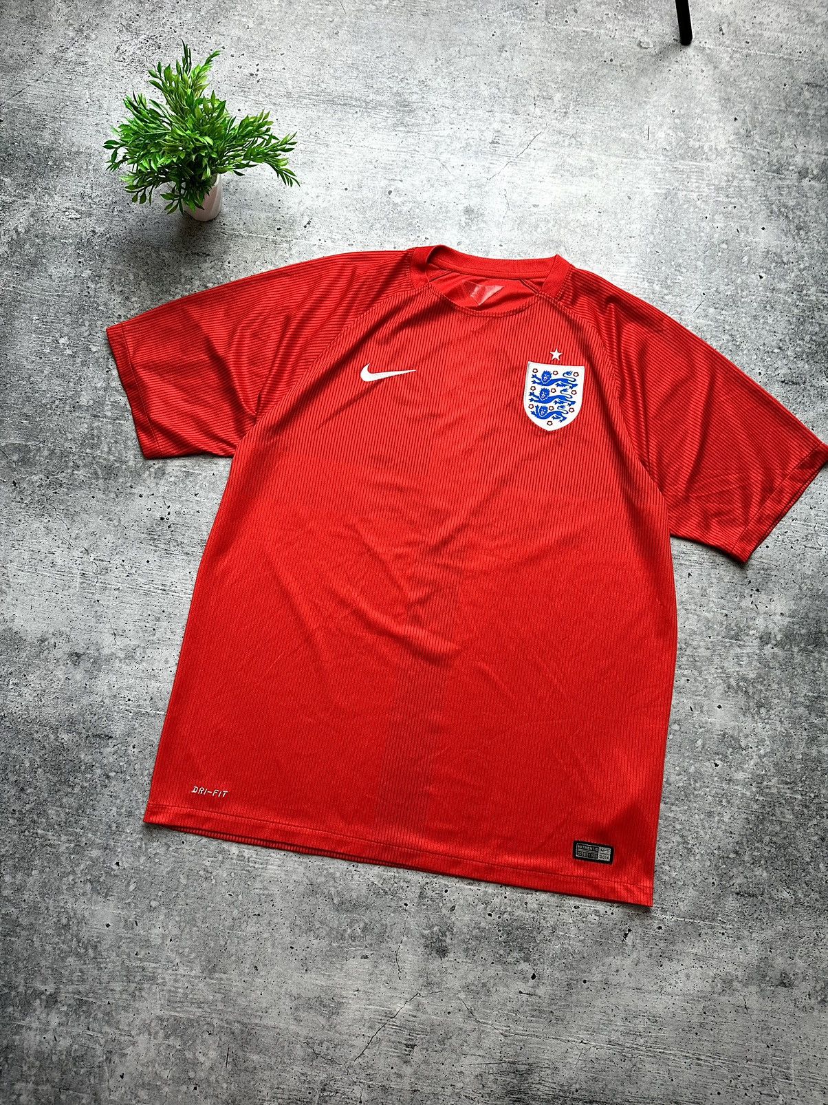 Nike Vintage Nike Soccer Jersey Football England 2014 T-Shirt Size US XL / EU 56 / 4 - 2 Thumbnail