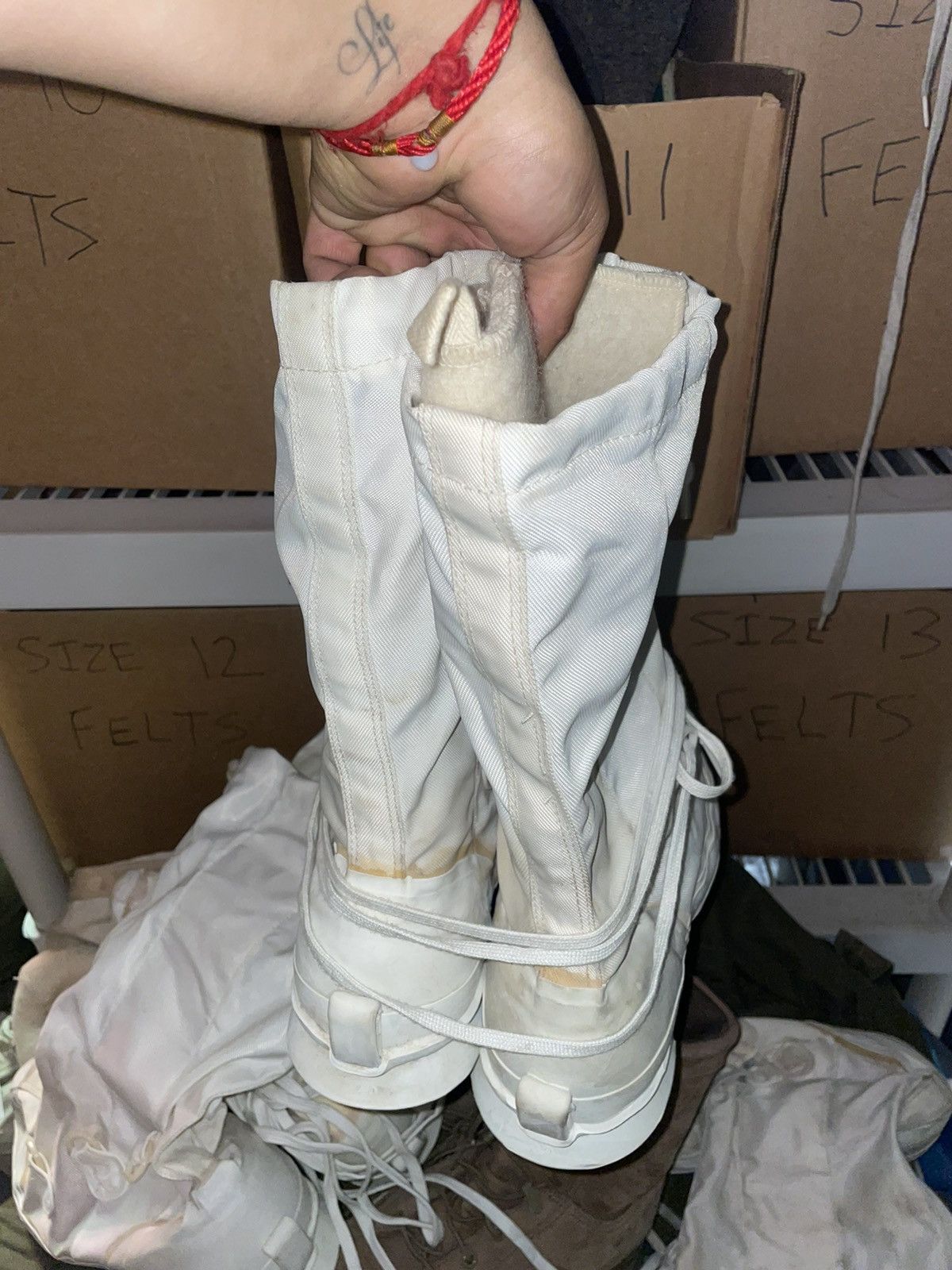 Other Unisex White Military Issued Mukluk Boots Size US 12 / EU 45 - 4 Thumbnail