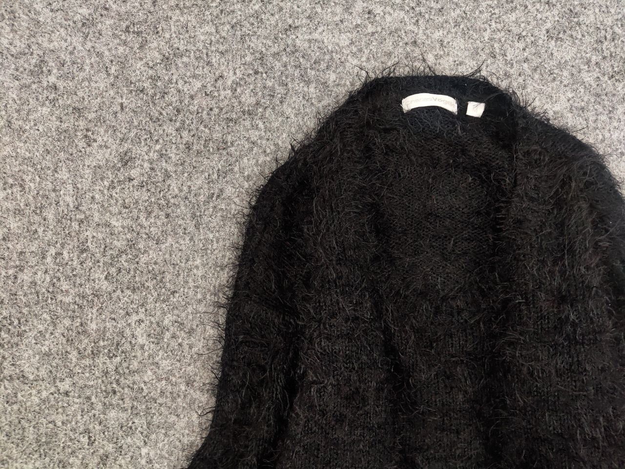 Japanese Brand Vintage 90's Japanese Black Mohair Style Fuzzy Sweater Size M / US 6-8 / IT 42-44 - 11 Thumbnail