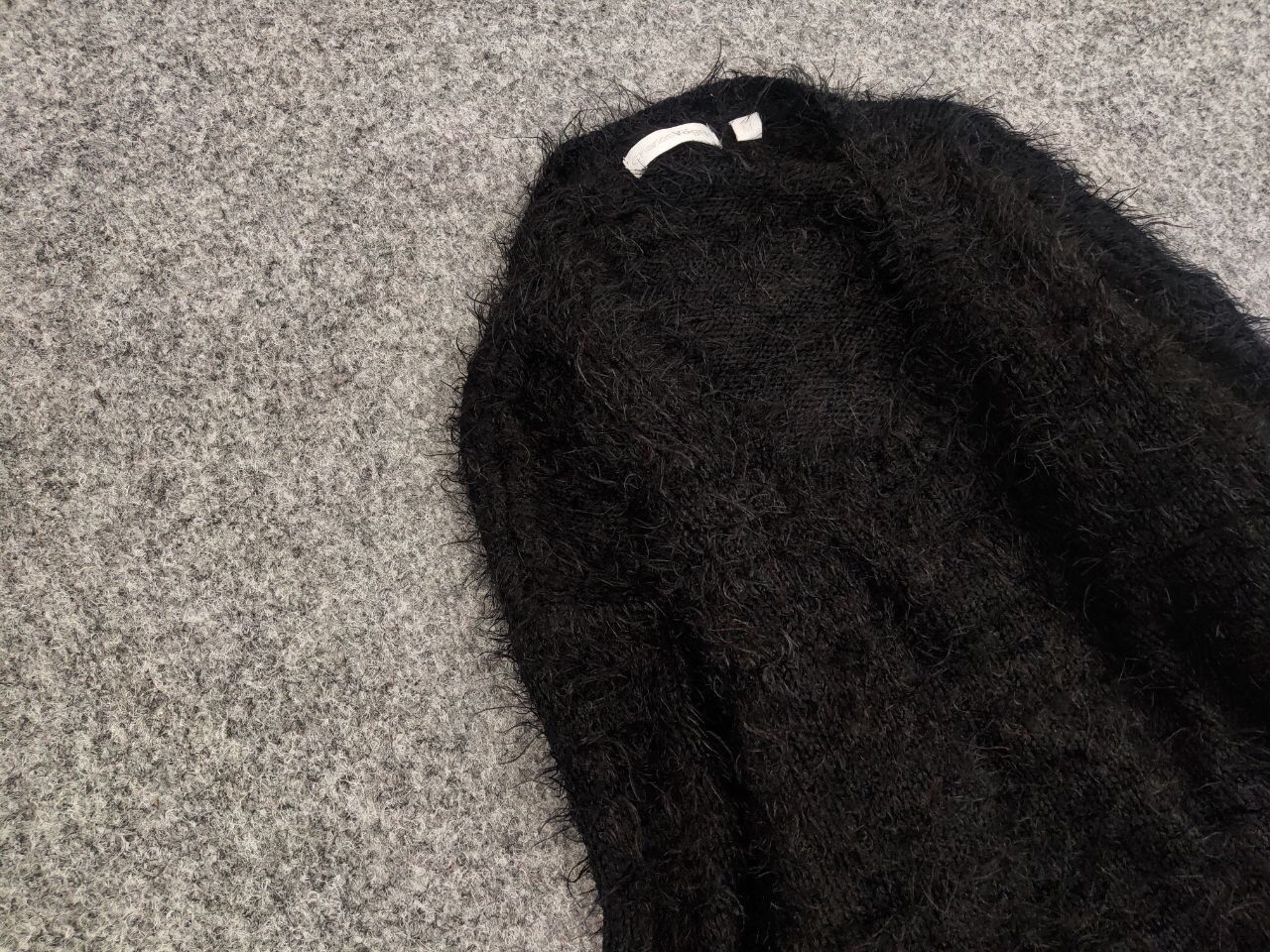 Japanese Brand Vintage 90's Japanese Black Mohair Style Fuzzy Sweater Size M / US 6-8 / IT 42-44 - 7 Thumbnail