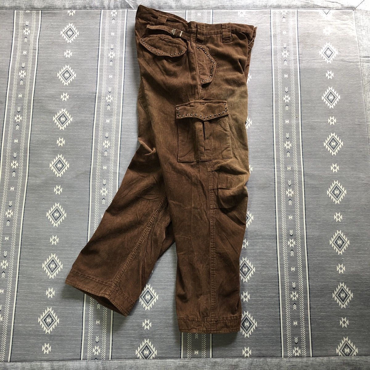 20471120 × Japanese Brand Japan Cargo Stud Multipocket Bondage Baggy Pant Size US 32 / EU 48 - 12 Thumbnail