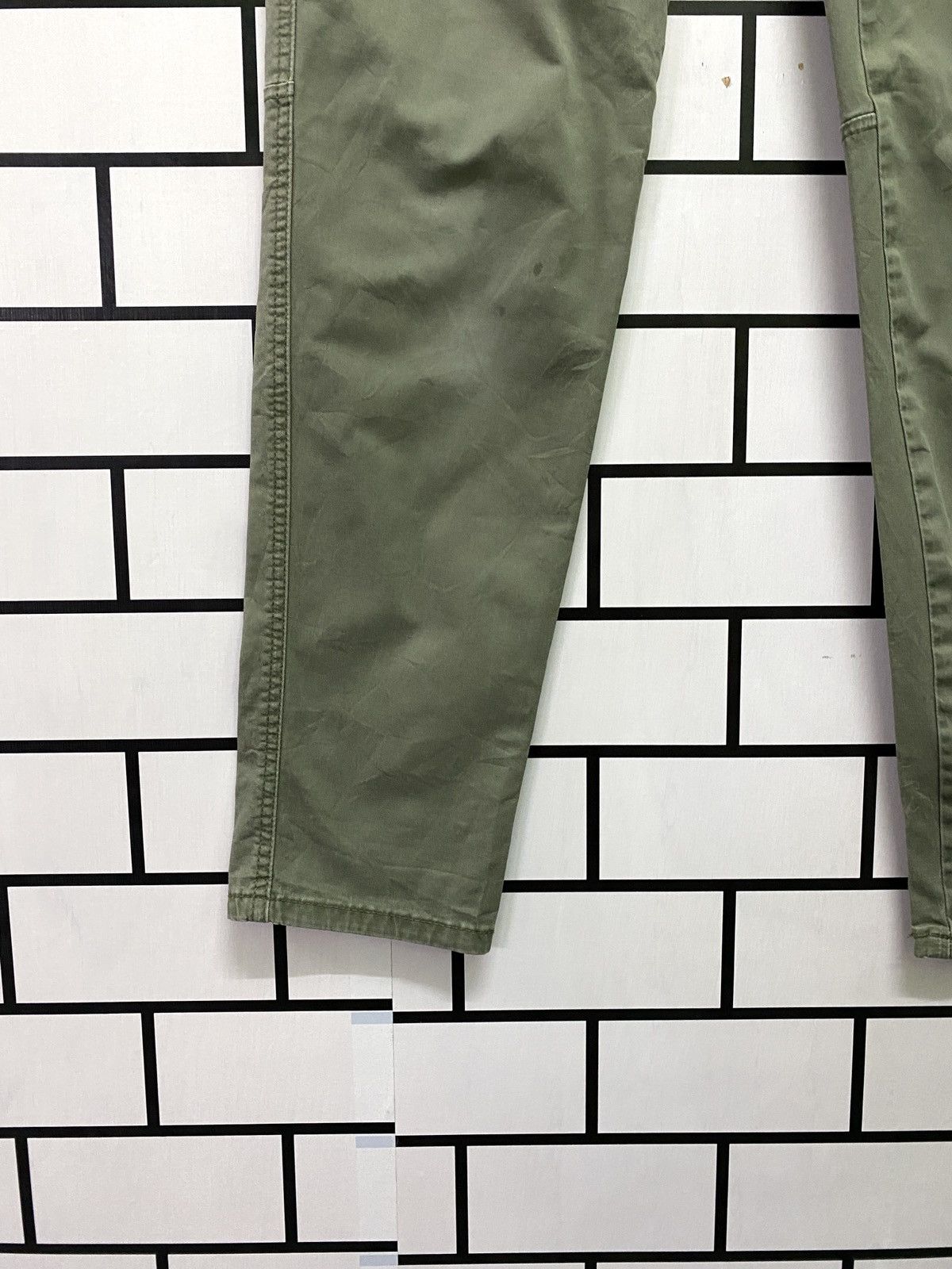 Japanese Brand × Tommy Hilfiger Cargo Tommy Hilfiger Low Waist Faded Green Multipocket Pants Size US 28 / EU 44 - 7 Thumbnail