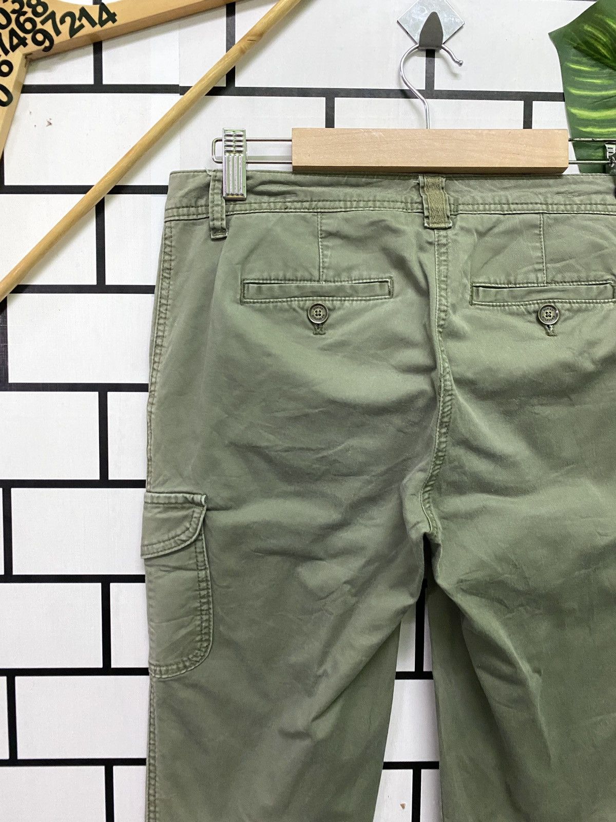 Japanese Brand × Tommy Hilfiger Cargo Tommy Hilfiger Low Waist Faded Green Multipocket Pants Size US 28 / EU 44 - 13 Thumbnail