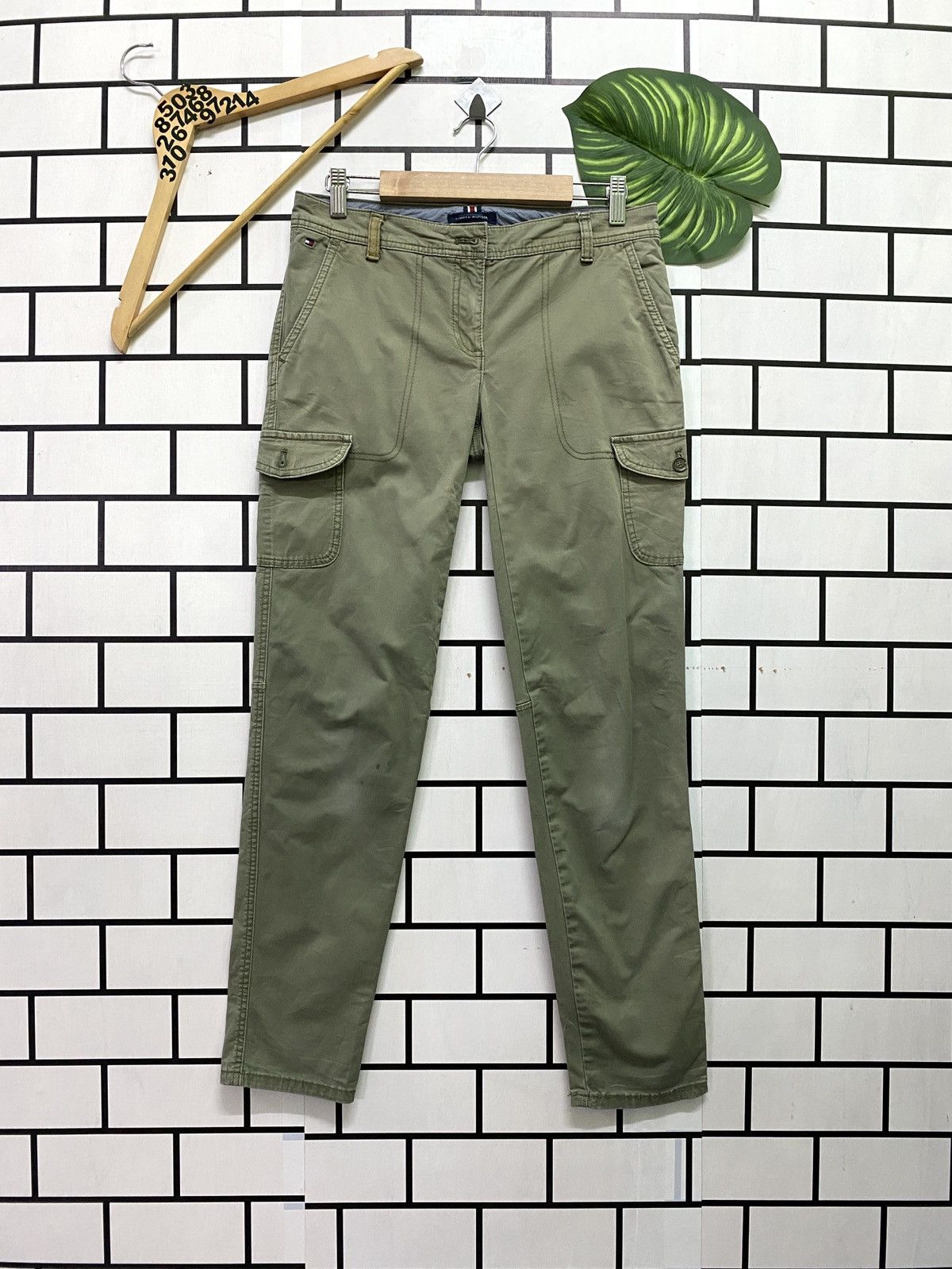 image of Cargo Tommy Hilfiger Low Waist Faded Green Multipocket Pants in Green Faded, Men's (Size 28)