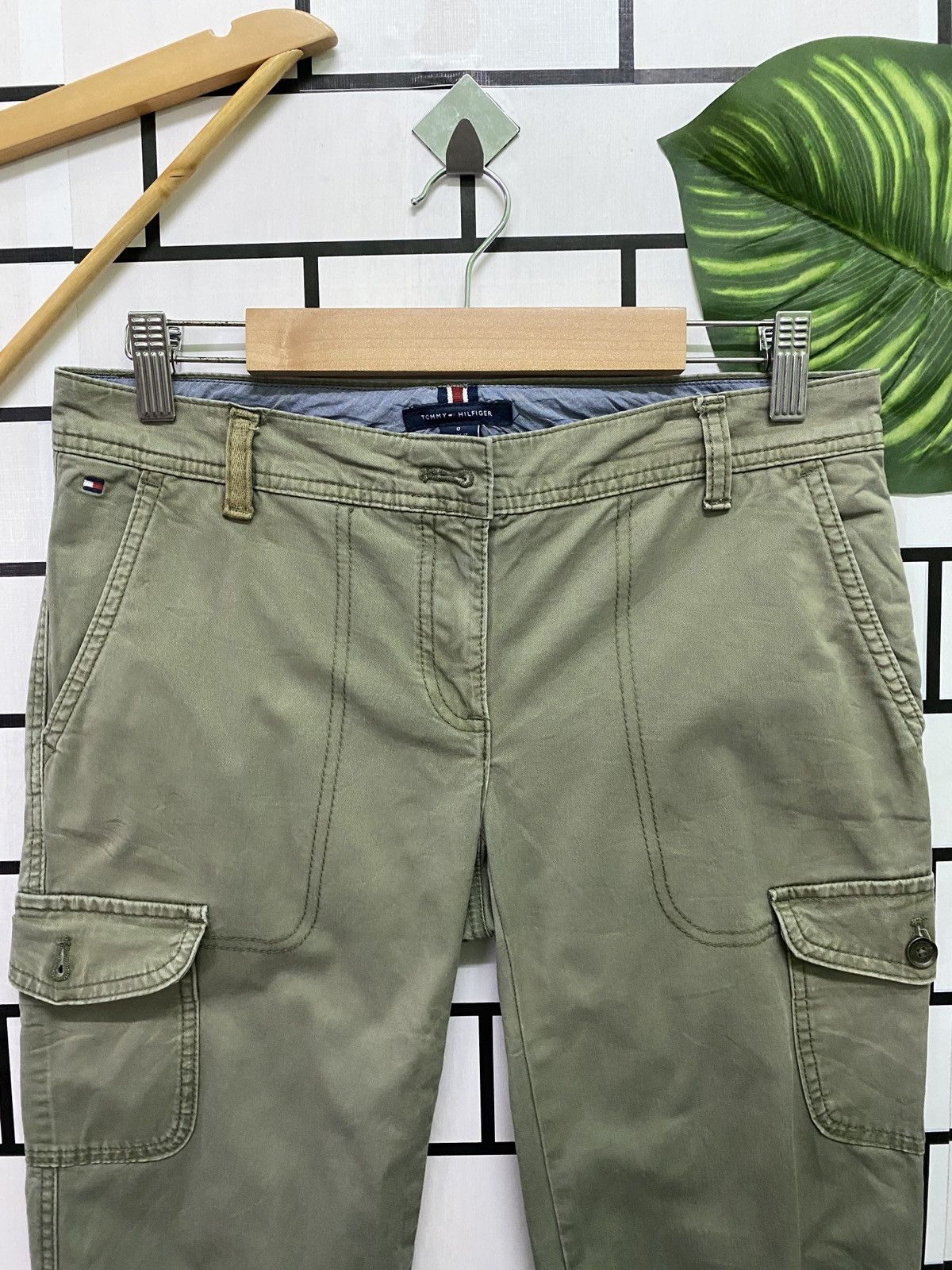Japanese Brand × Tommy Hilfiger Cargo Tommy Hilfiger Low Waist Faded Green Multipocket Pants Size US 28 / EU 44 - 10 Thumbnail
