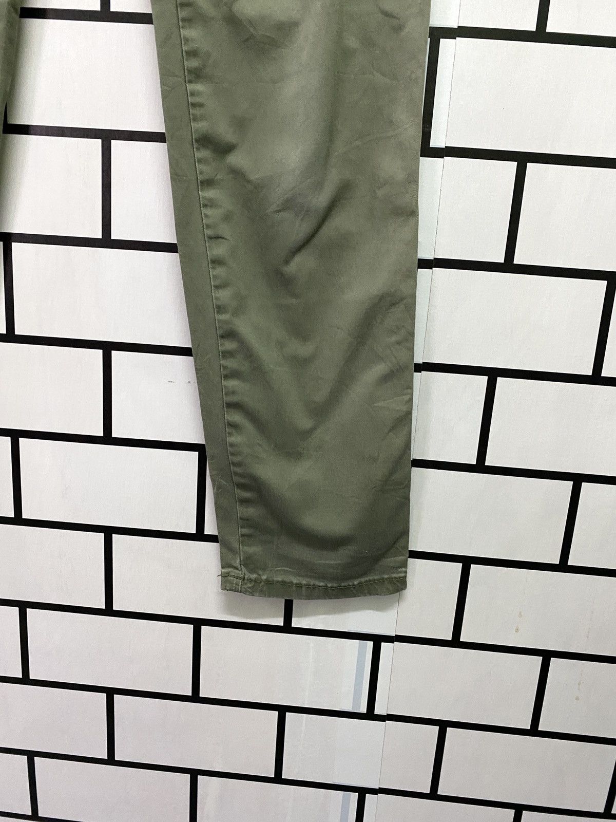 Japanese Brand × Tommy Hilfiger Cargo Tommy Hilfiger Low Waist Faded Green Multipocket Pants Size US 28 / EU 44 - 9 Thumbnail