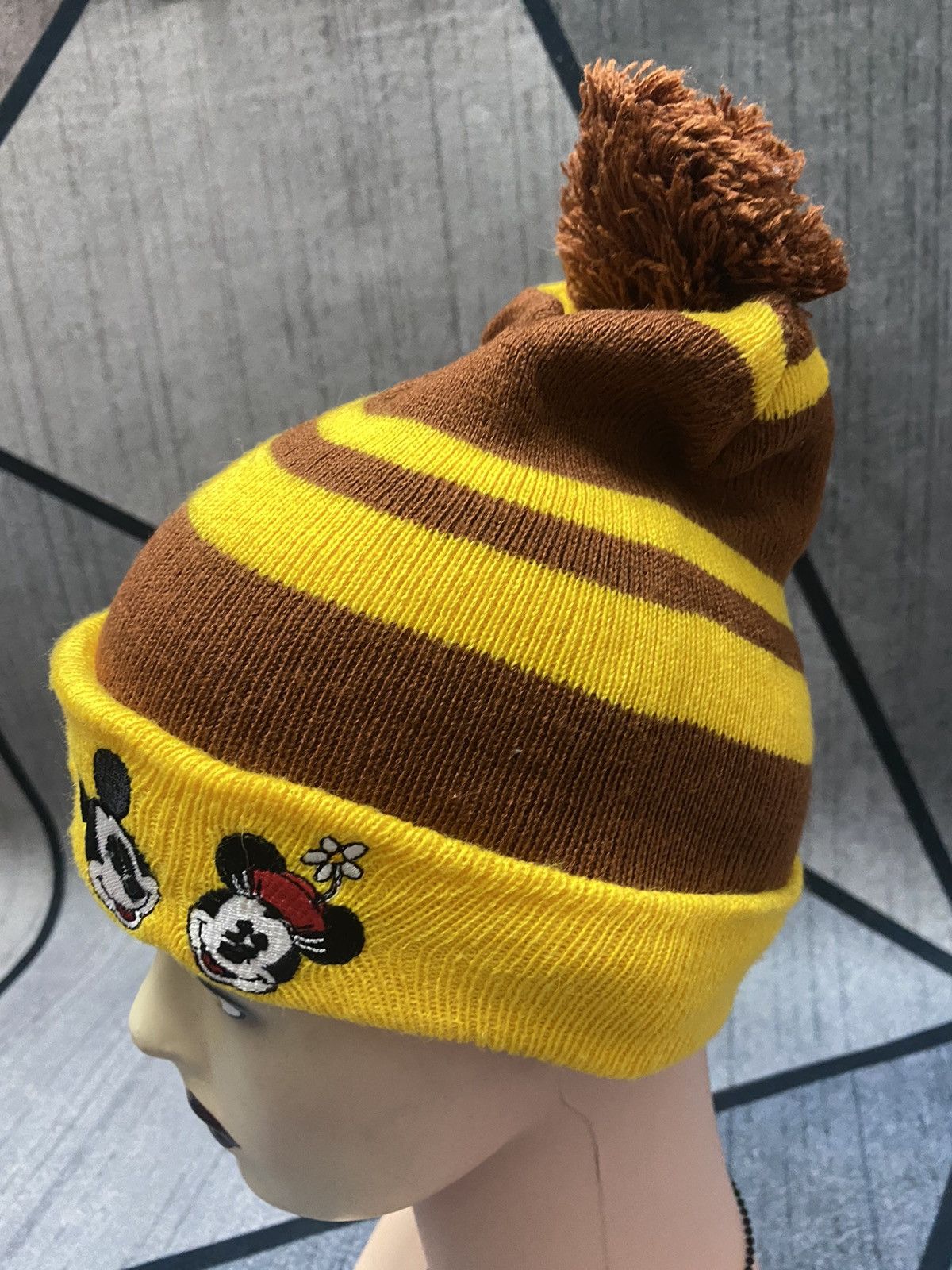 Disney × Mickey Mouse Disney Mickey & Minnie Embroidered Logo Stripes Beanie Hat Size ONE SIZE - 3 Thumbnail