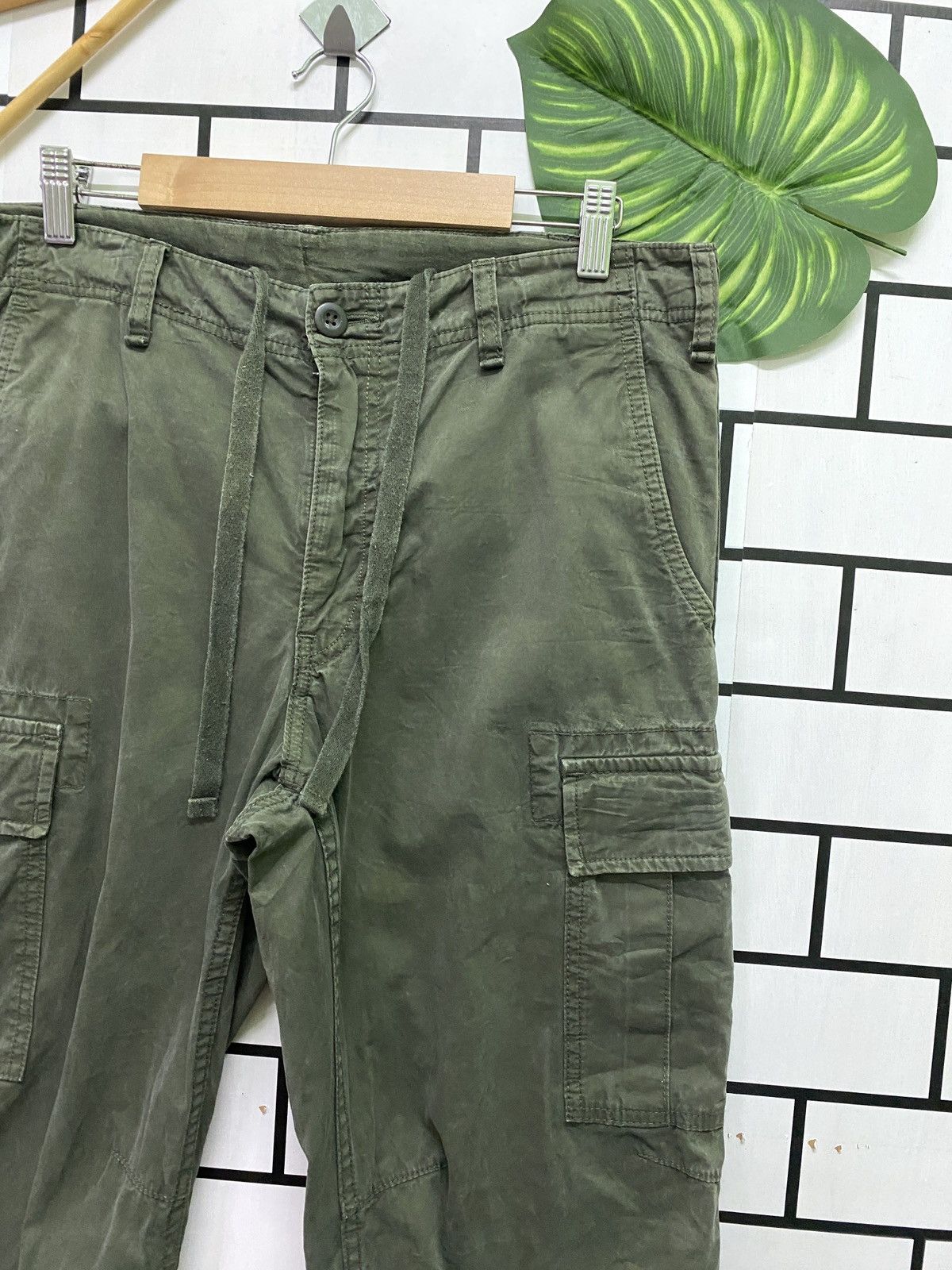 Japanese Brand × Uniqlo Uniqlo Vintage Pullover Drawstring Multi Pocket Cargo Pants Size US 32 / EU 48 - 5 Thumbnail
