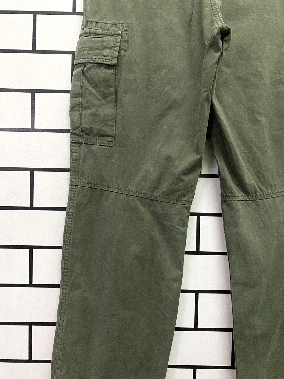 Japanese Brand × Uniqlo Uniqlo Vintage Pullover Drawstring Multi Pocket Cargo Pants Size US 32 / EU 48 - 14 Thumbnail