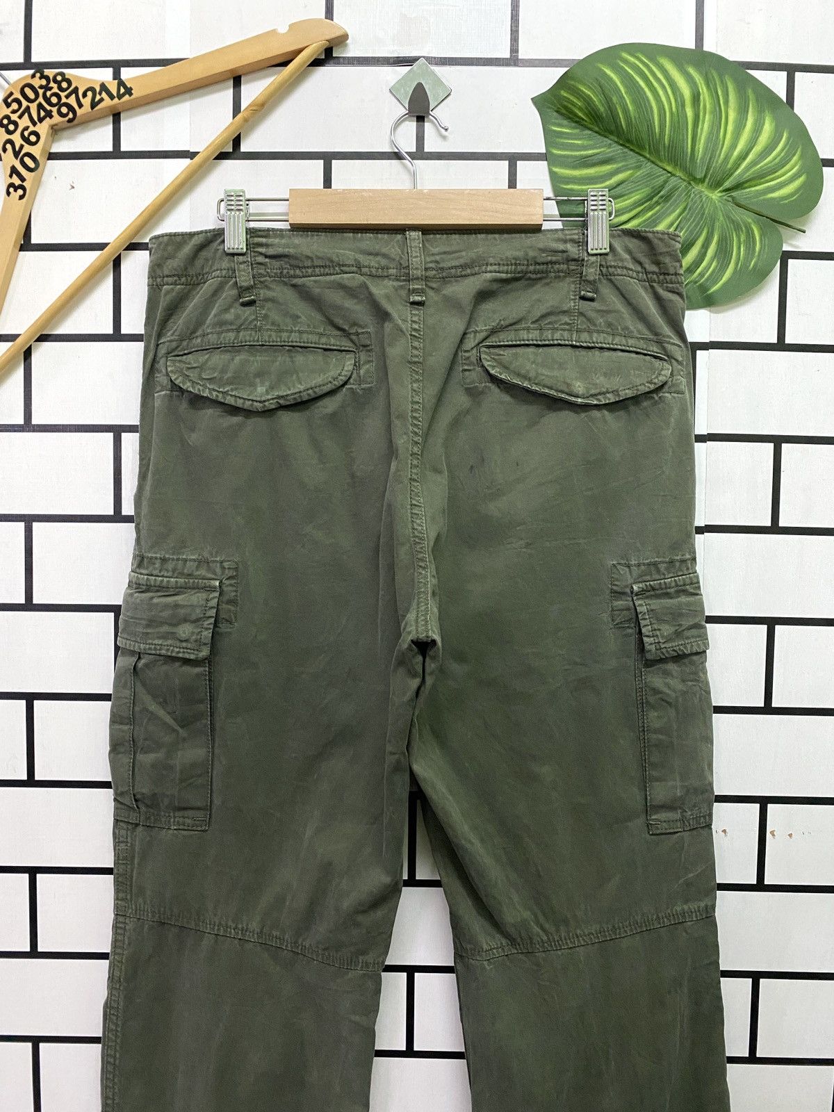 Japanese Brand × Uniqlo Uniqlo Vintage Pullover Drawstring Multi Pocket Cargo Pants Size US 32 / EU 48 - 11 Thumbnail