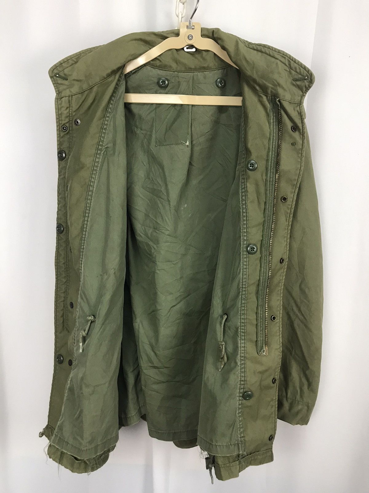 Vintage U.s army button up jacket hidden hoodie Size US L / EU 52-54 / 3 - 5 Thumbnail