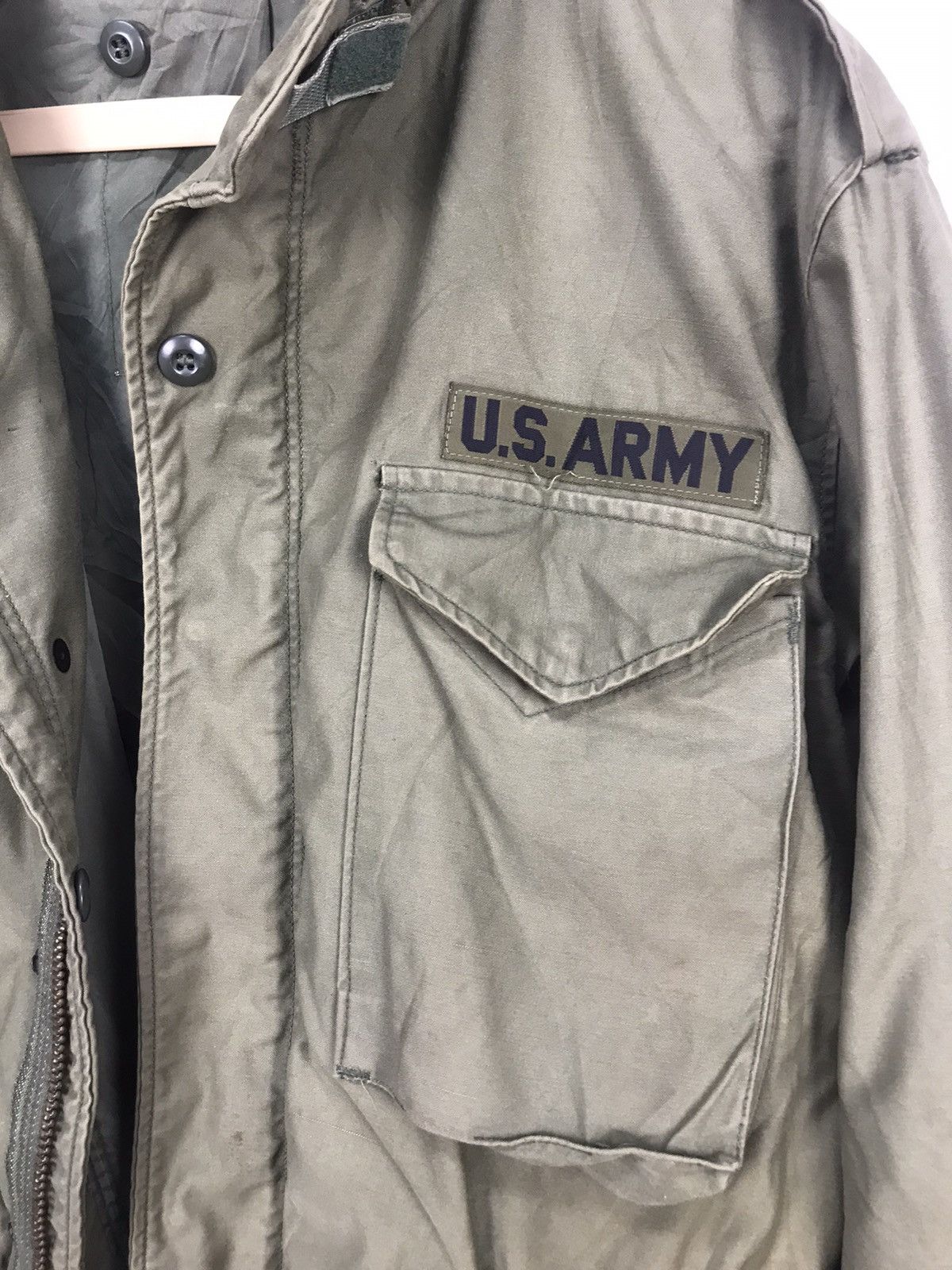 Vintage U.s army button up jacket hidden hoodie Size US L / EU 52-54 / 3 - 7 Thumbnail