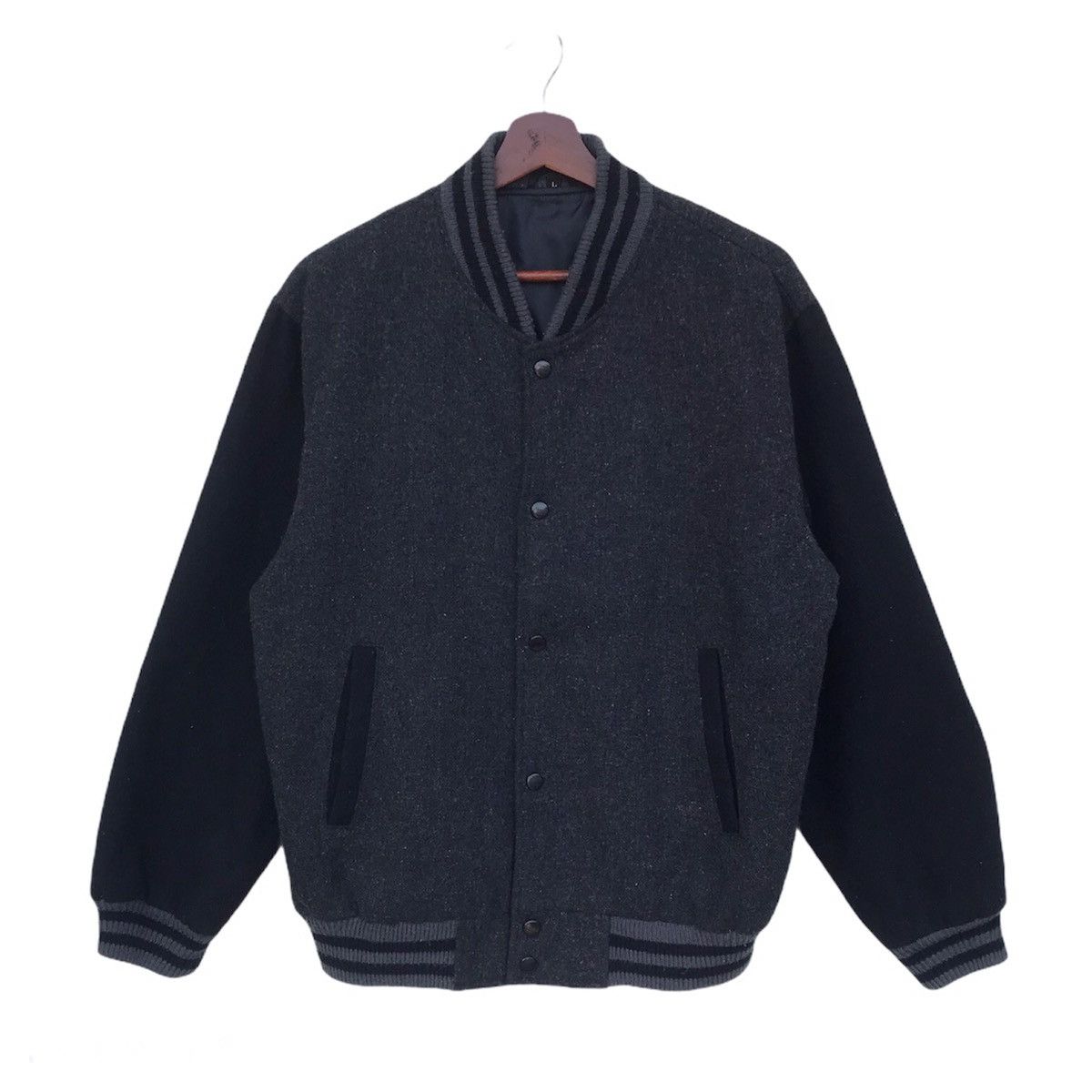 Japanese Brand 💥Sale💥Varsity plain wool jacket made in japan Size US L / EU 52-54 / 3 - 1 Thumbnail