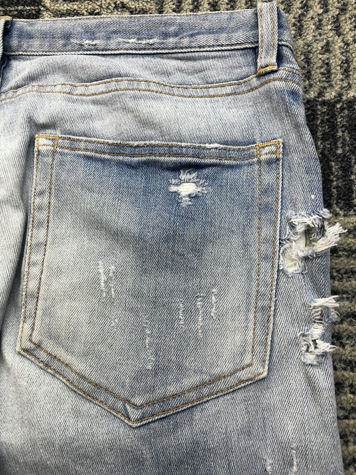 Japanese Brand Patriot Distressed Skinny Faded Blue Jeans Size US 31 - 17 Thumbnail