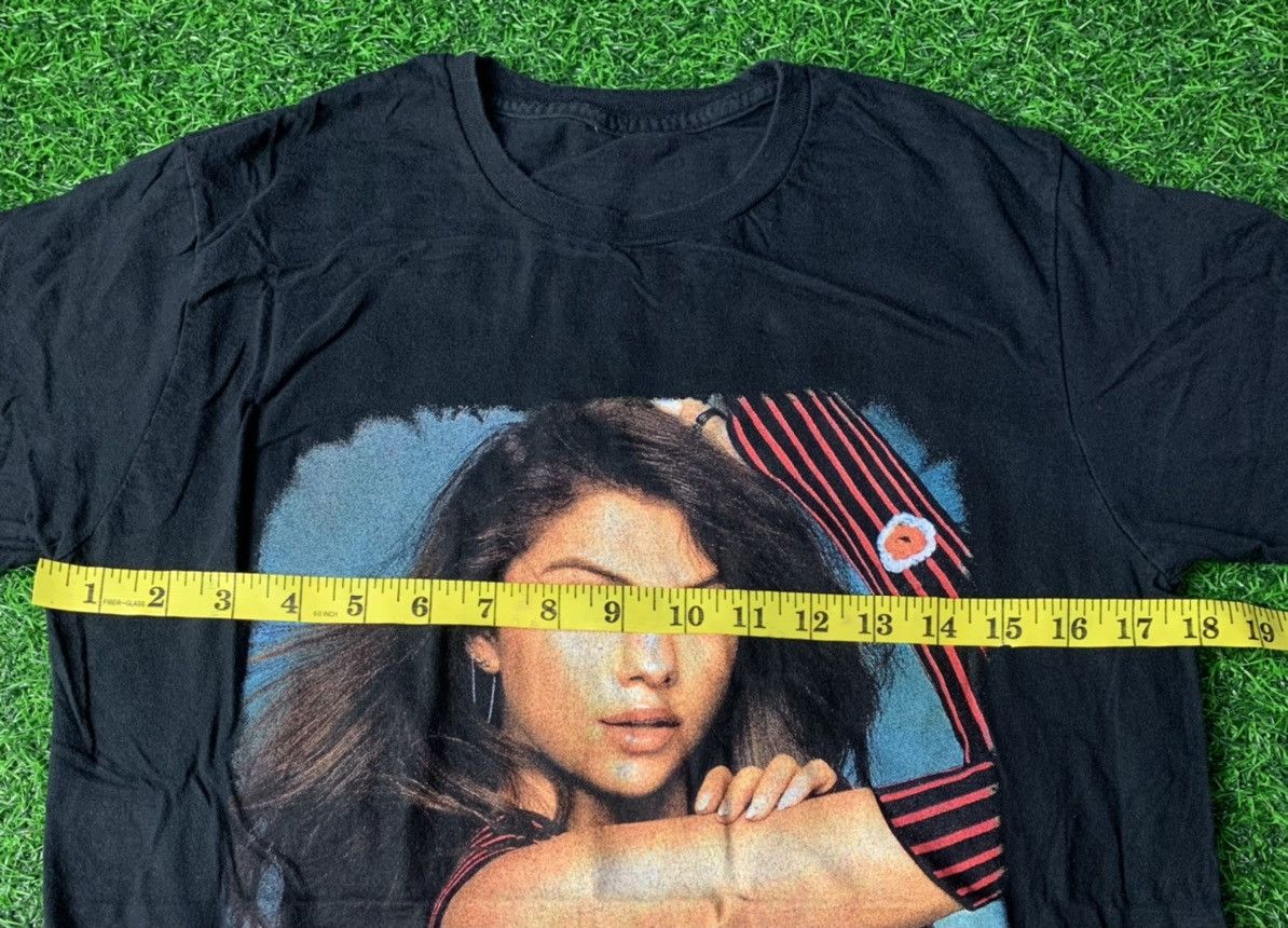Band Tees Salena Gomez Tour Tee Artist Singer Hollywood Size US S / EU 44-46 / 1 - 8 Thumbnail
