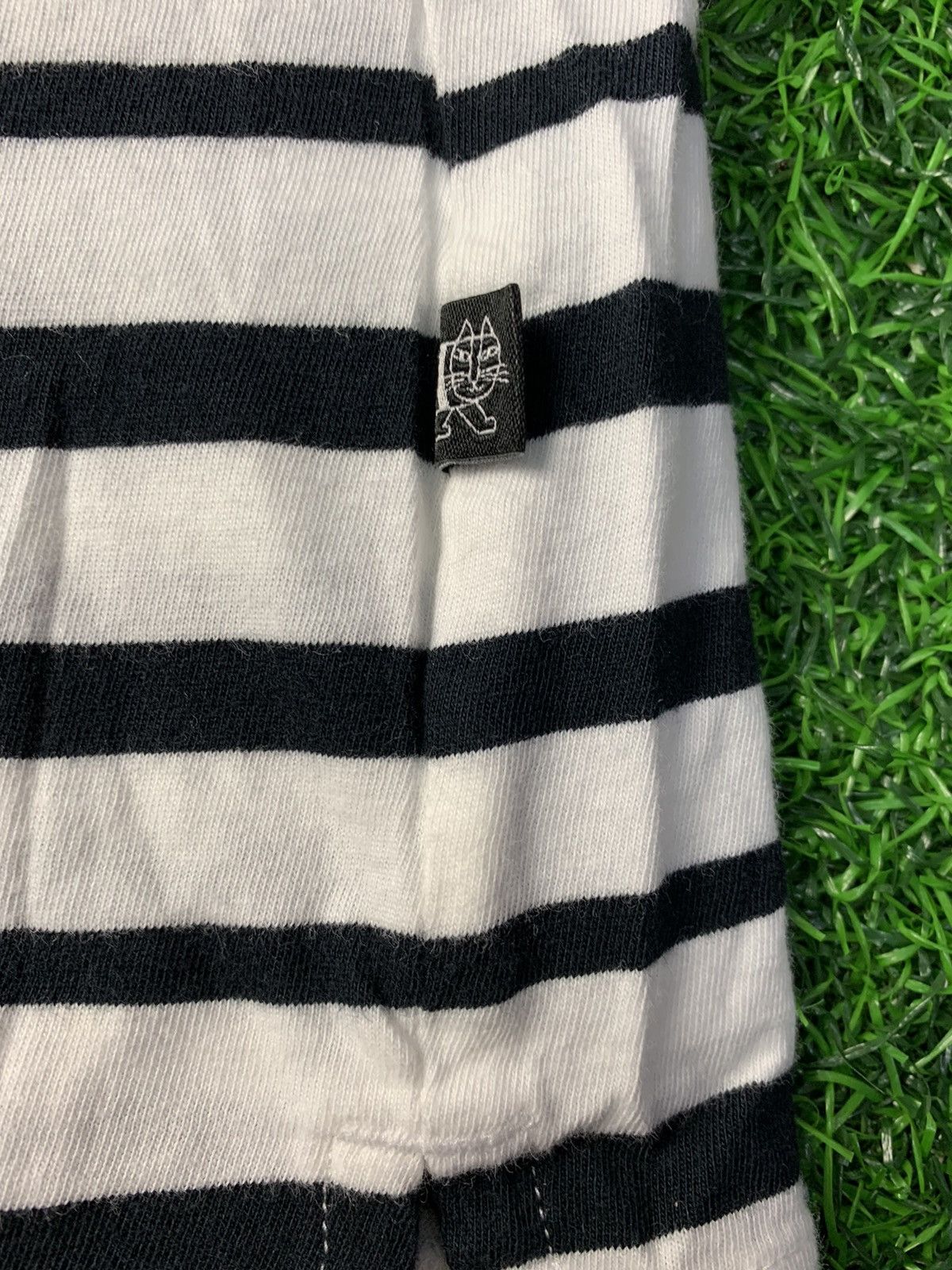 Japanese Brand Uniqlo X Lisa Larson Striped Printed Cat Graphic Tee Size M / US 6-8 / IT 42-44 - 9 Thumbnail