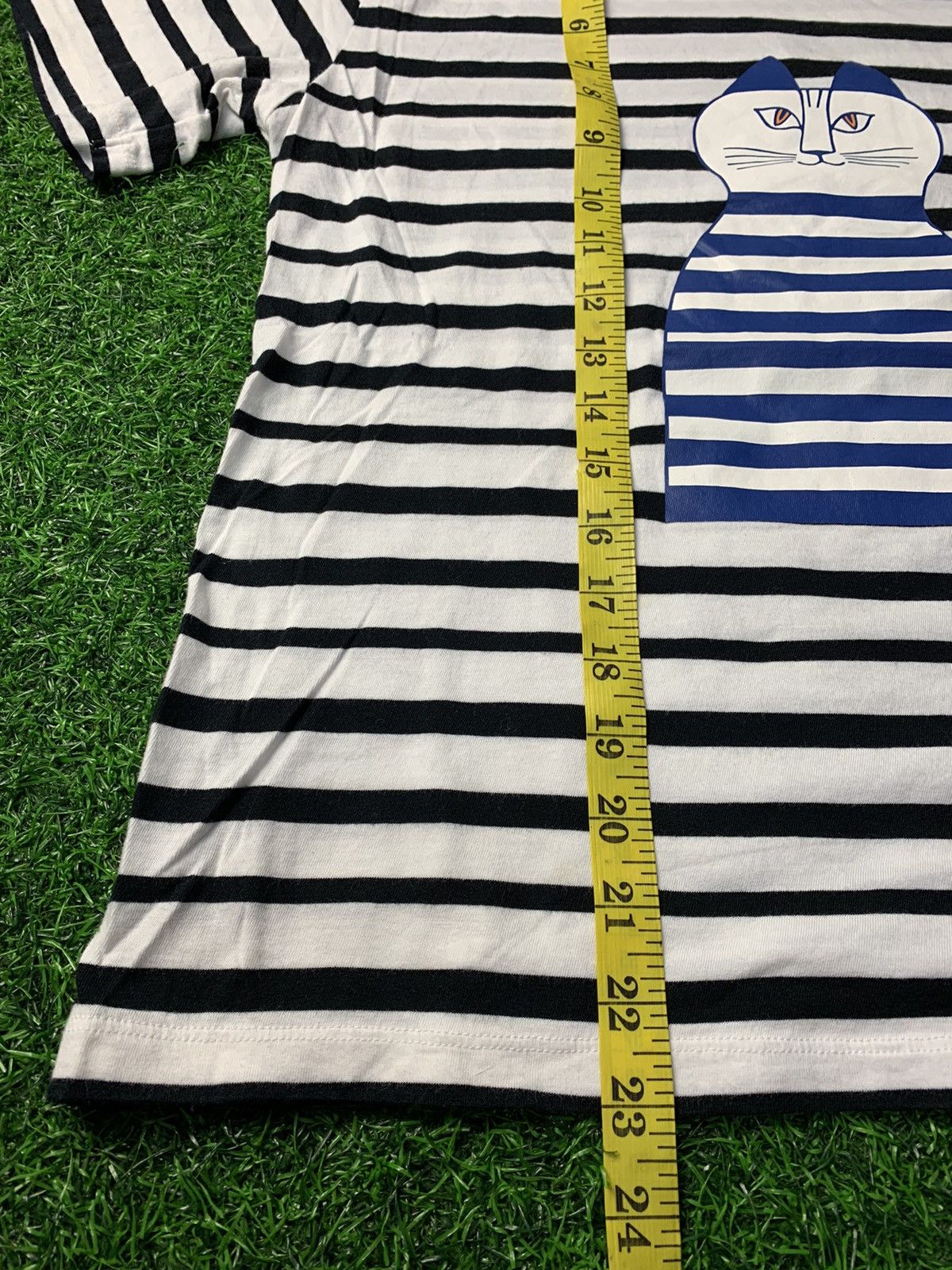Japanese Brand Uniqlo X Lisa Larson Striped Printed Cat Graphic Tee Size M / US 6-8 / IT 42-44 - 11 Thumbnail