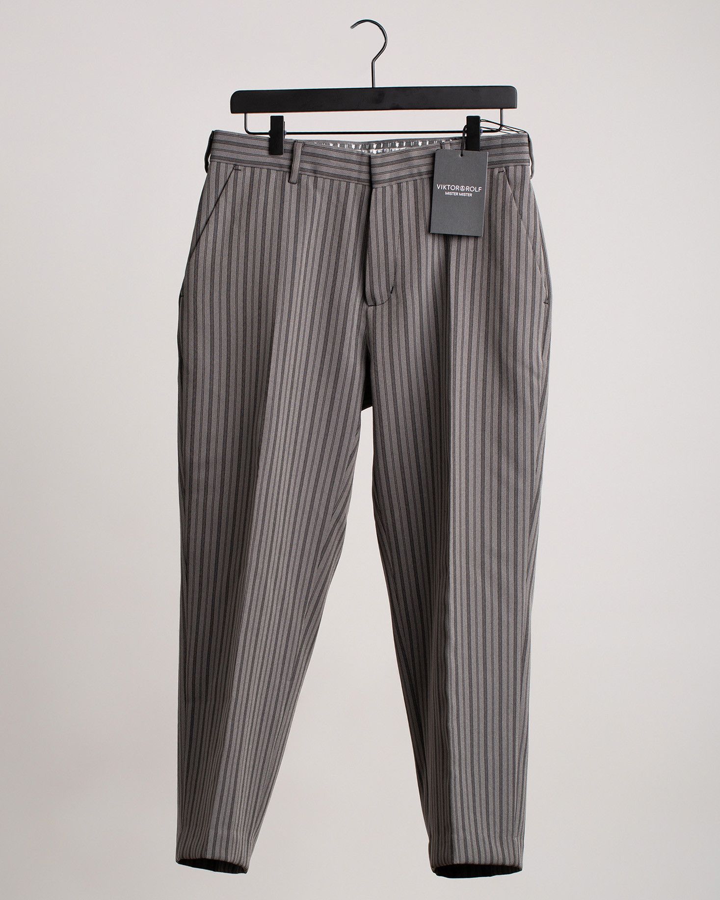 Image of Viktor Rolf NWT Striped Cropped Trousers in Grey, Men's (Size 30)