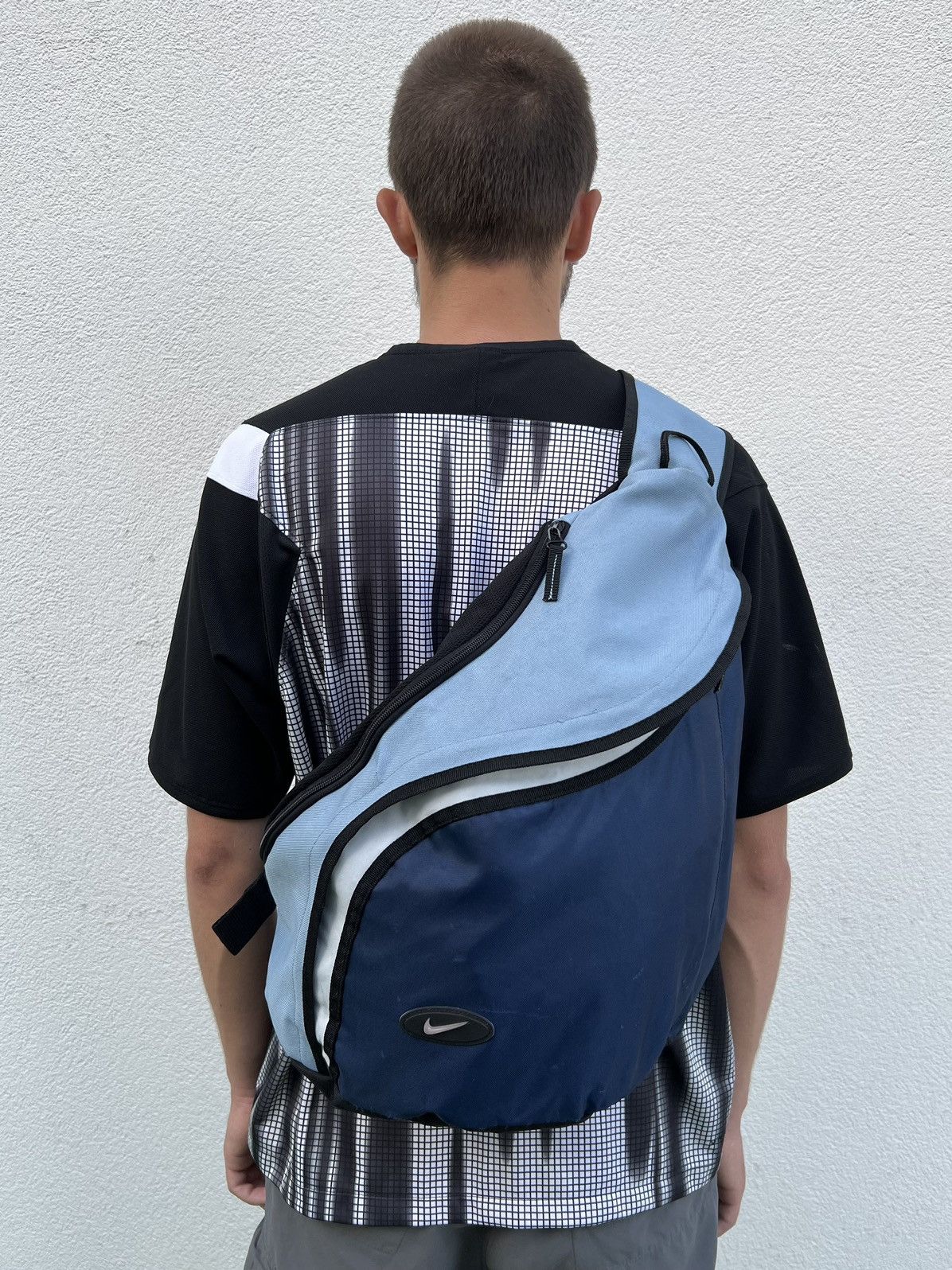 Vintage Nike Sling Bag