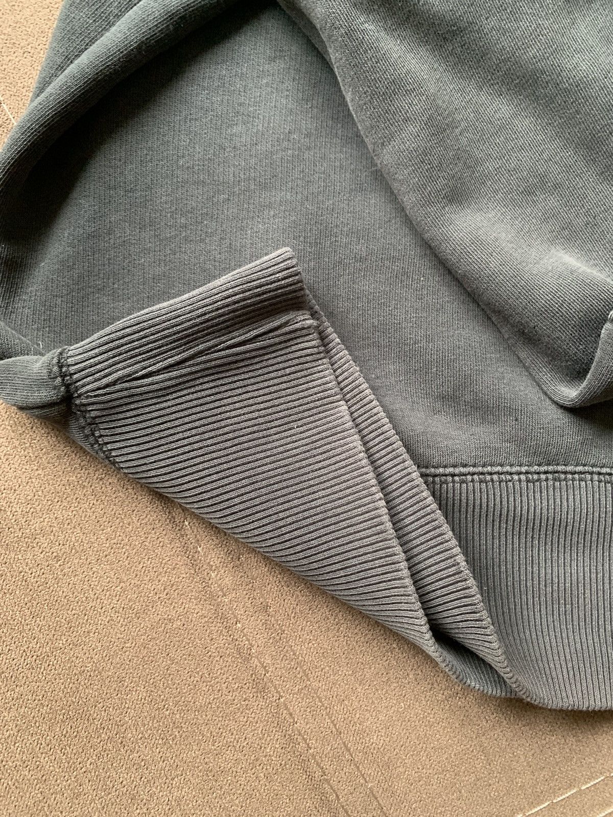 Nike Nike Vintage Basic Sun Faded Black Sweatshirt Mini Swoosh Size US M / EU 48-50 / 2 - 8 Thumbnail