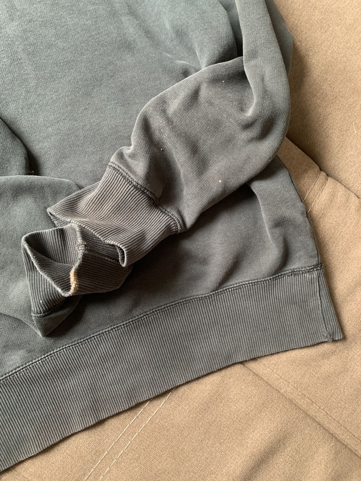 Nike Nike Vintage Basic Sun Faded Black Sweatshirt Mini Swoosh Size US M / EU 48-50 / 2 - 7 Thumbnail