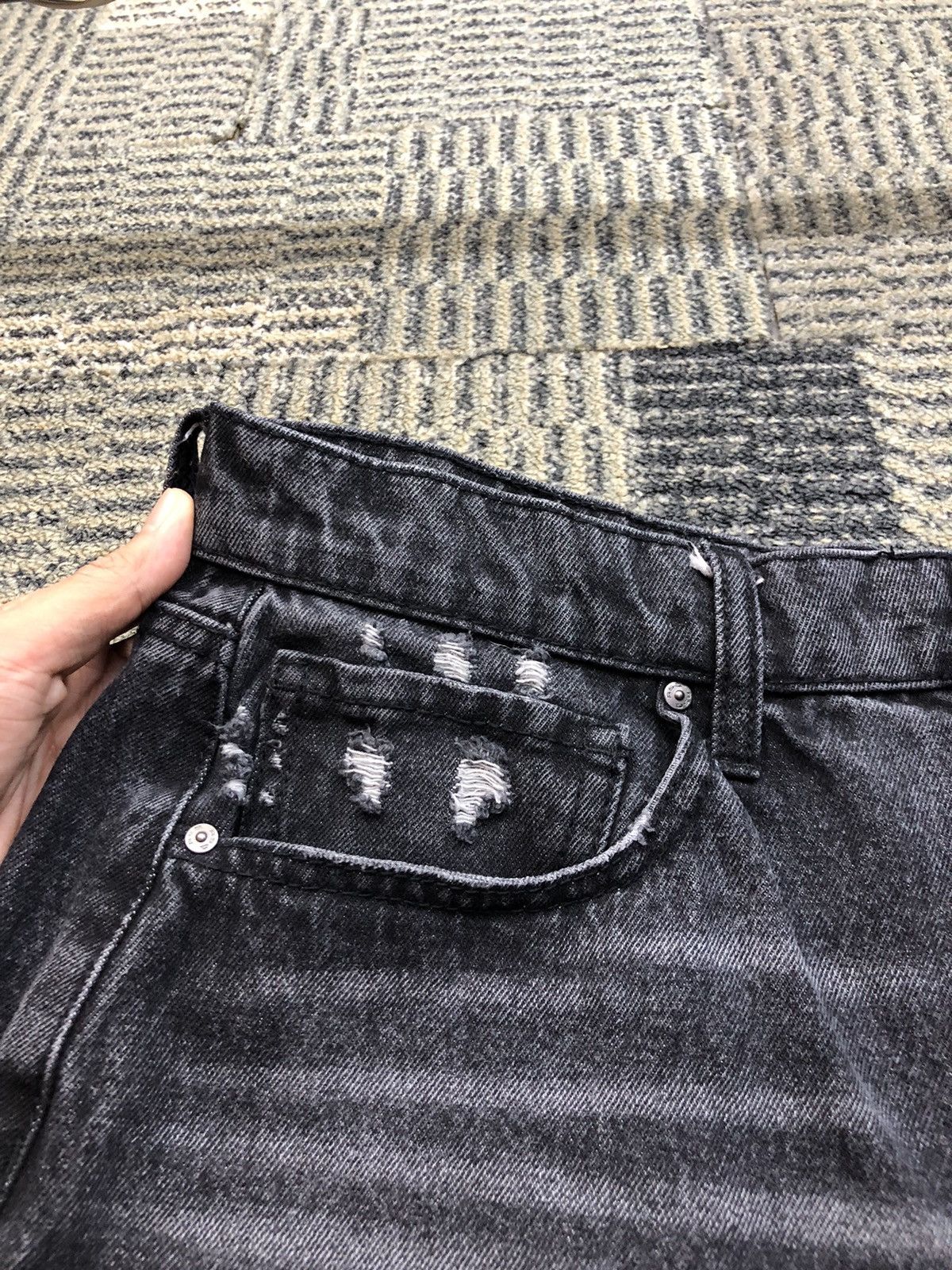 Rsq RSQ 90's Jean Faded Black Distressed Faded Black Jeans Size US 30 / EU 46 - 8 Thumbnail