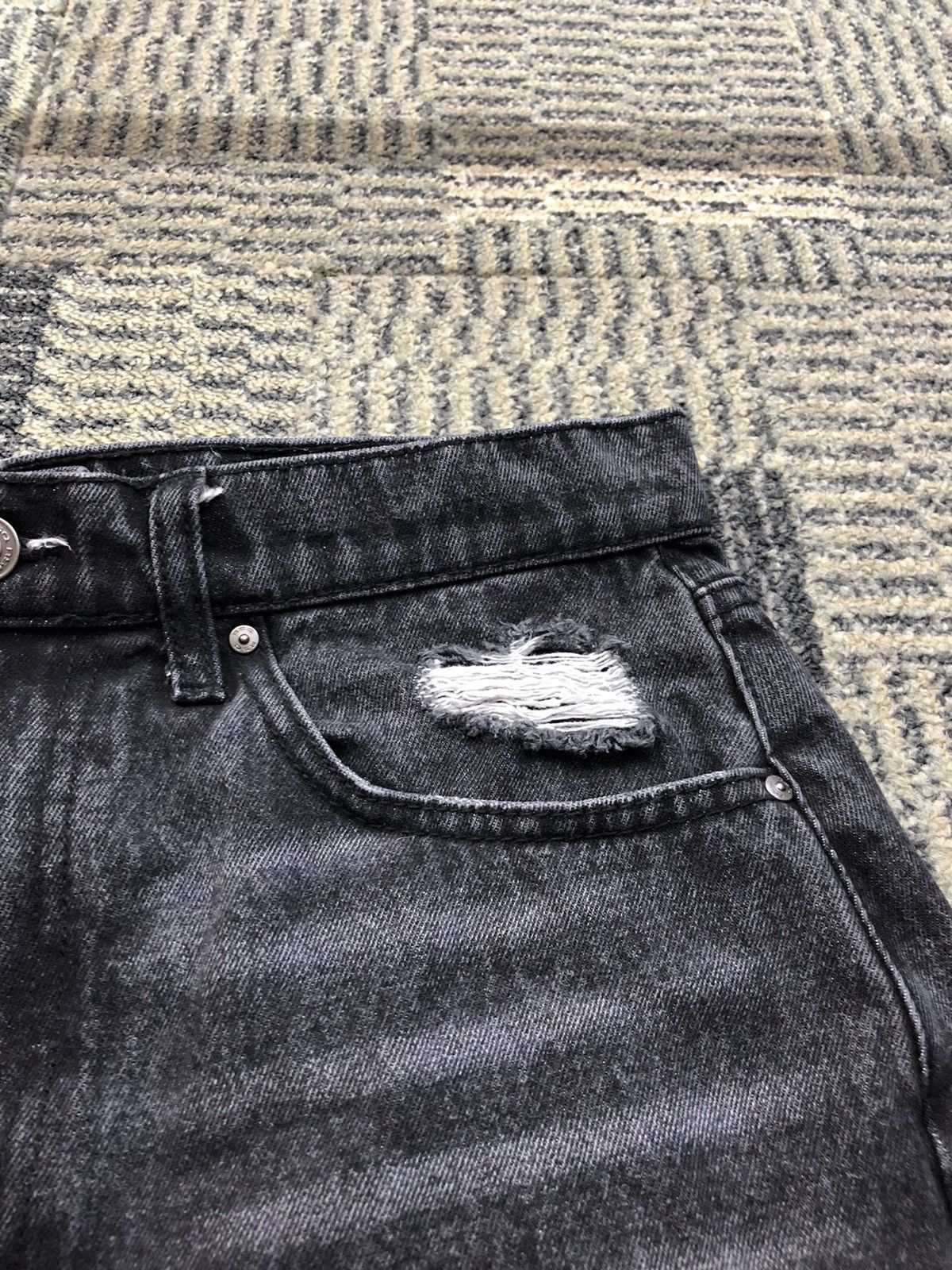 Rsq RSQ 90's Jean Faded Black Distressed Faded Black Jeans Size US 30 / EU 46 - 9 Thumbnail
